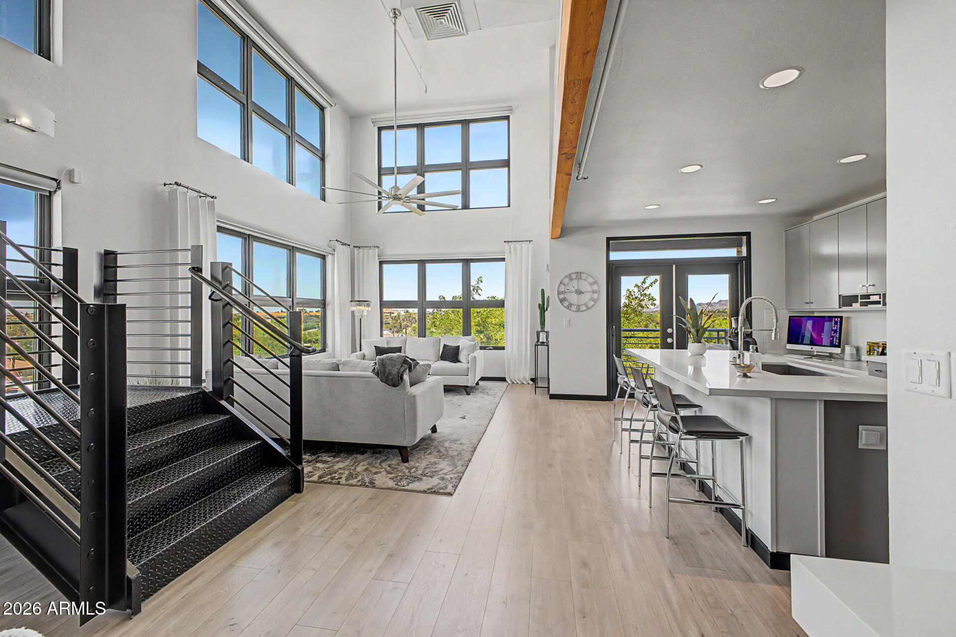 ARTISAN LOFTS CONDOMINIUM - Residential