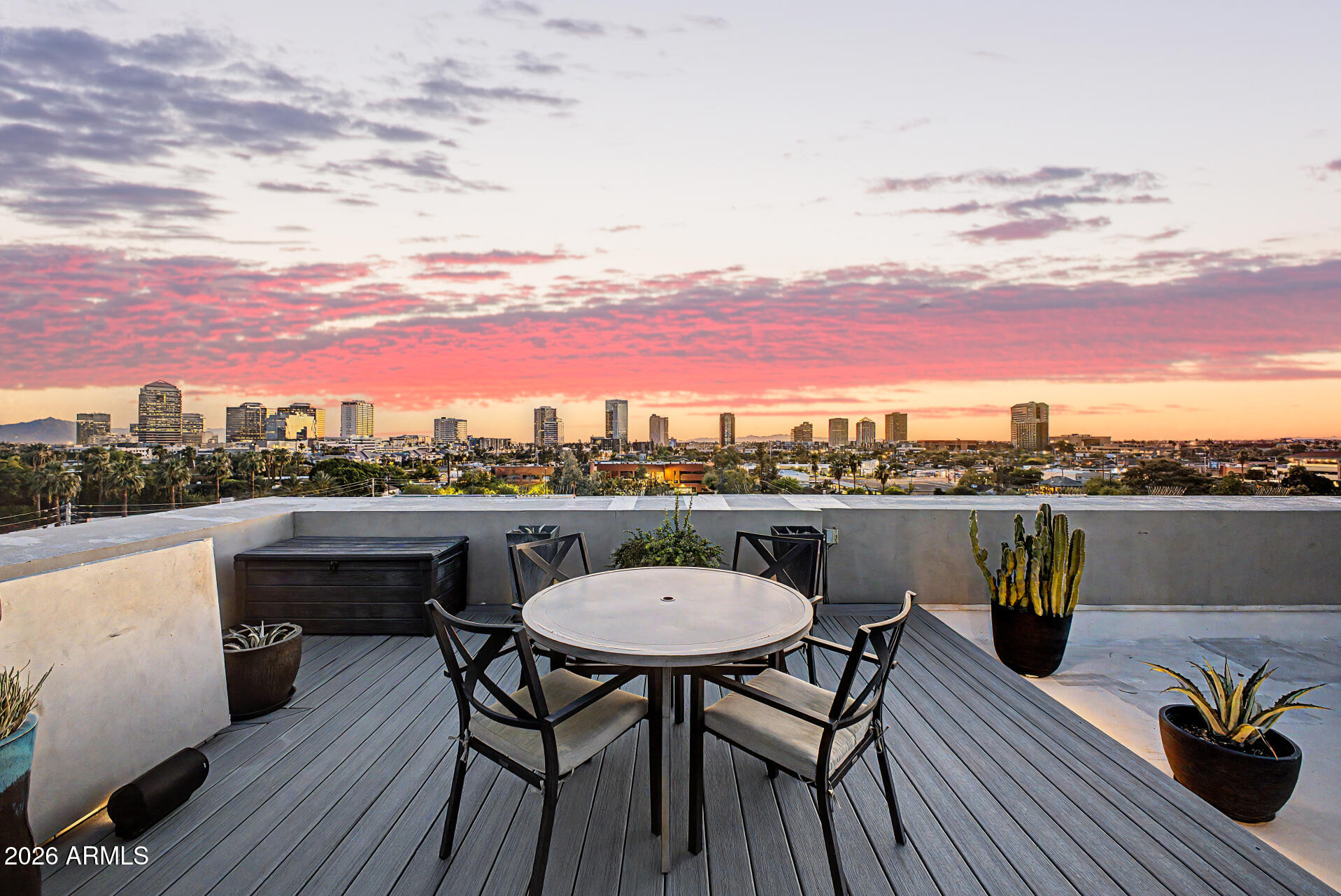 ARTISAN LOFTS CONDOMINIUM - Residential