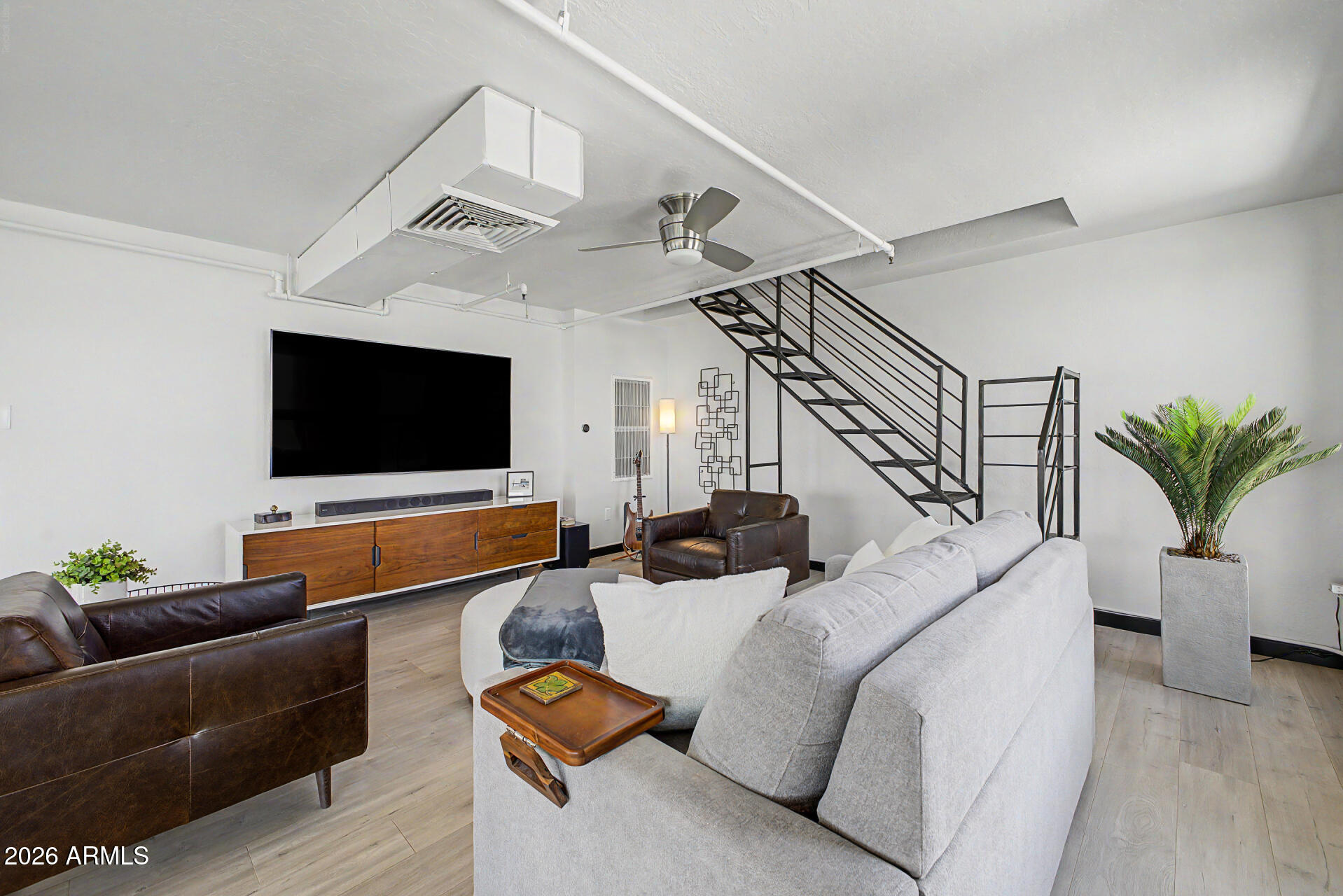 ARTISAN LOFTS CONDOMINIUM - Residential