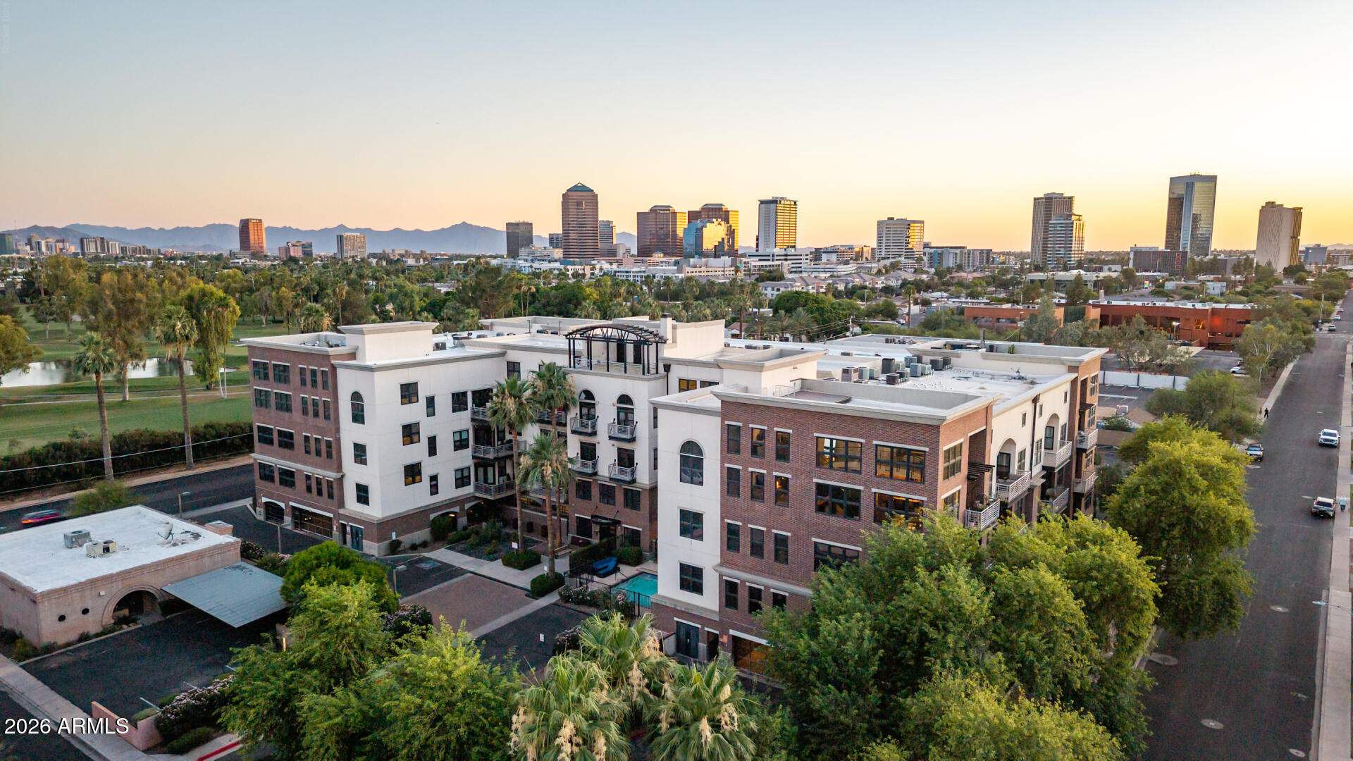 ARTISAN LOFTS CONDOMINIUM - Residential
