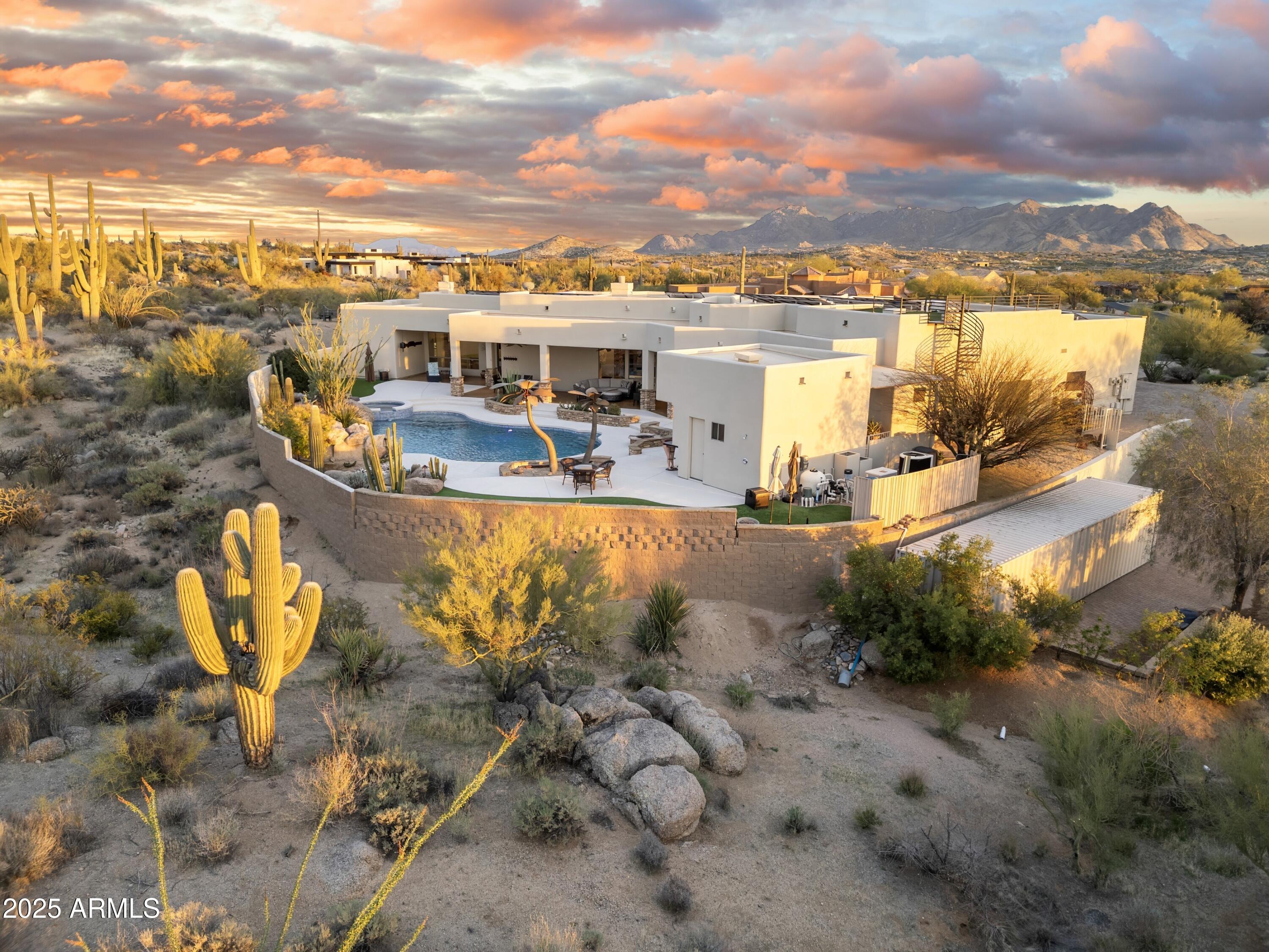 TROON VERDE - Residential