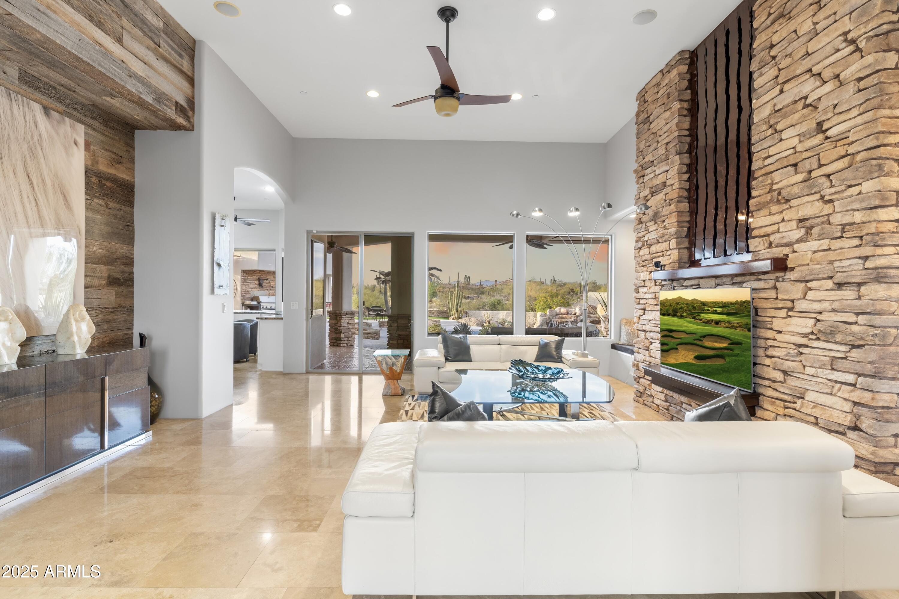 TROON VERDE - Residential