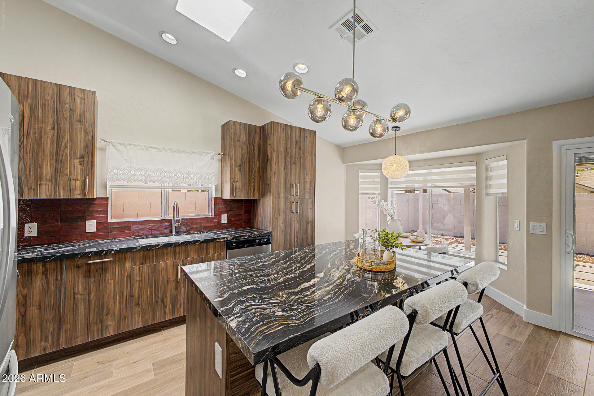 COLONIAL SHORES AT WIND DRIFT LOT 1-91 TR A - Residential