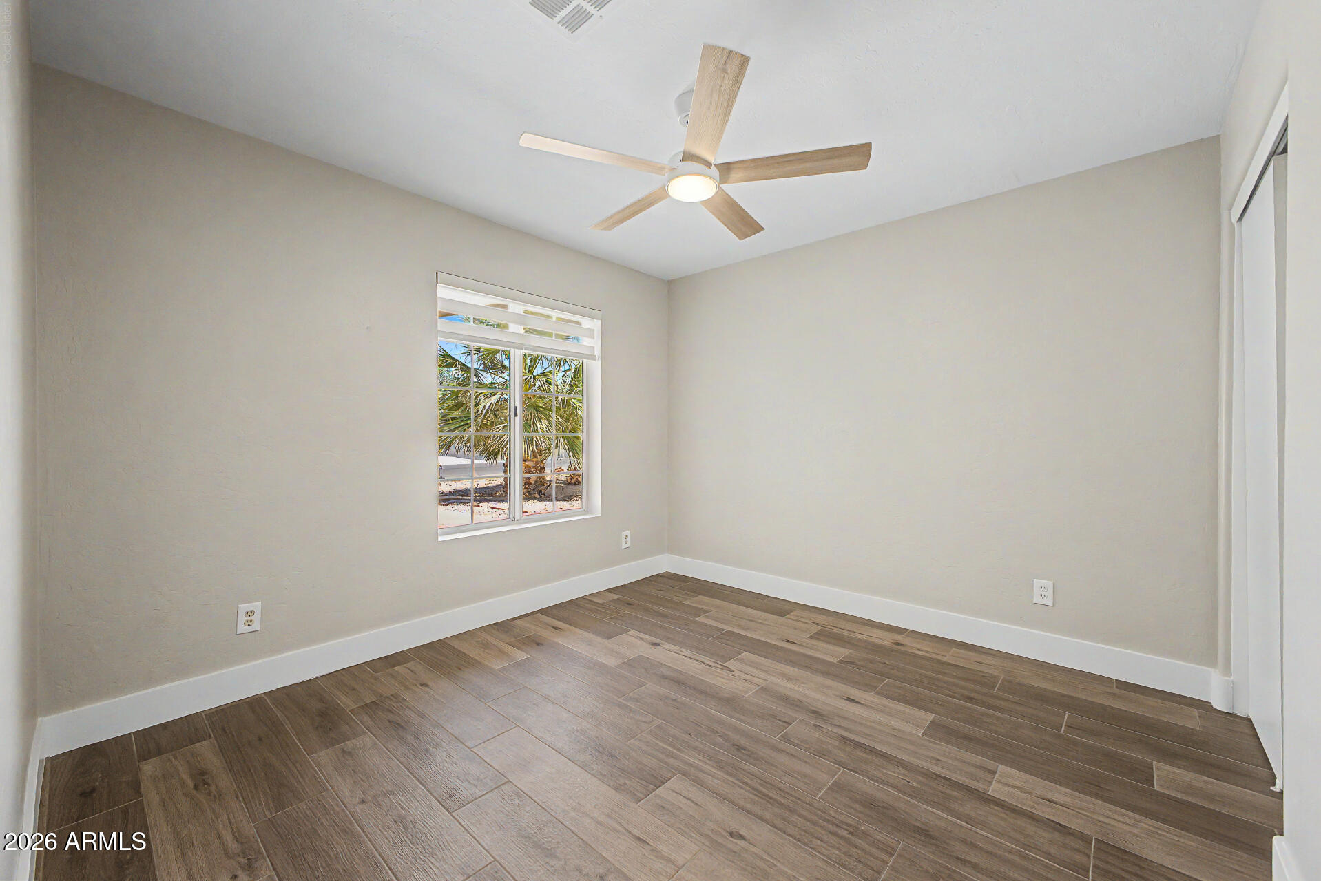 COLONIAL SHORES AT WIND DRIFT LOT 1-91 TR A - Residential