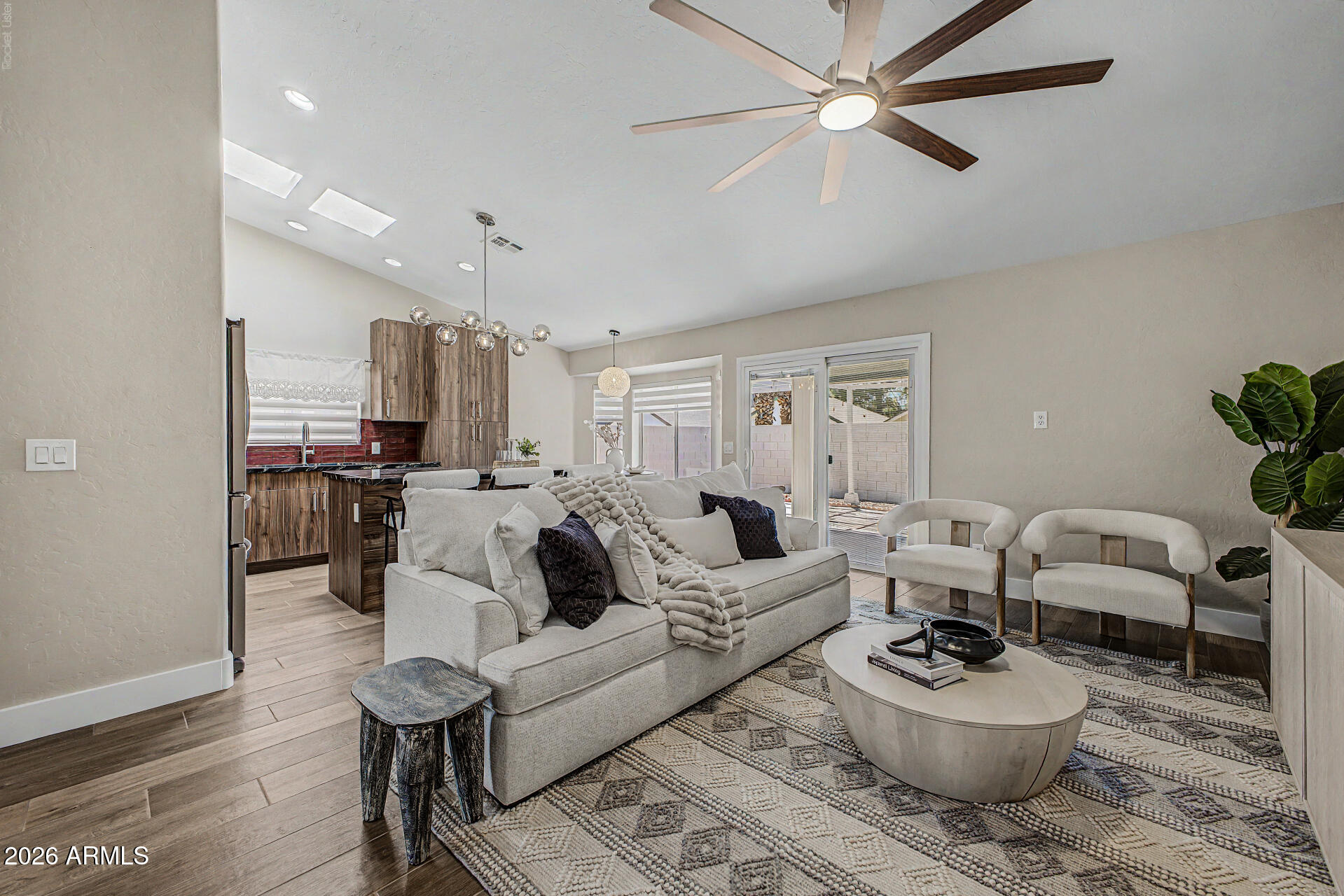 COLONIAL SHORES AT WIND DRIFT LOT 1-91 TR A - Residential