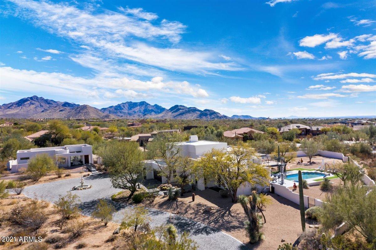 DESERT SKYLINE ESTATES - Residential