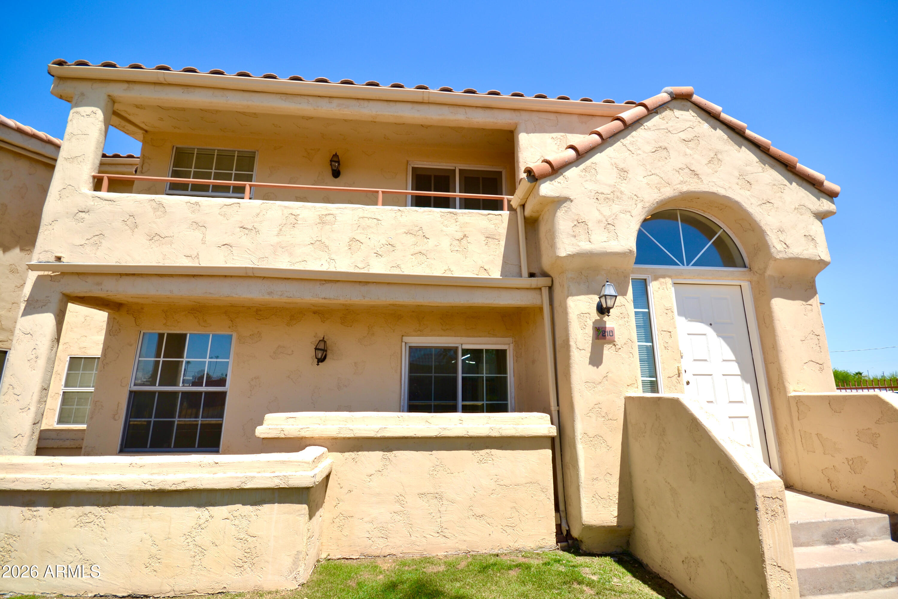 Ventana Condominium - Residential