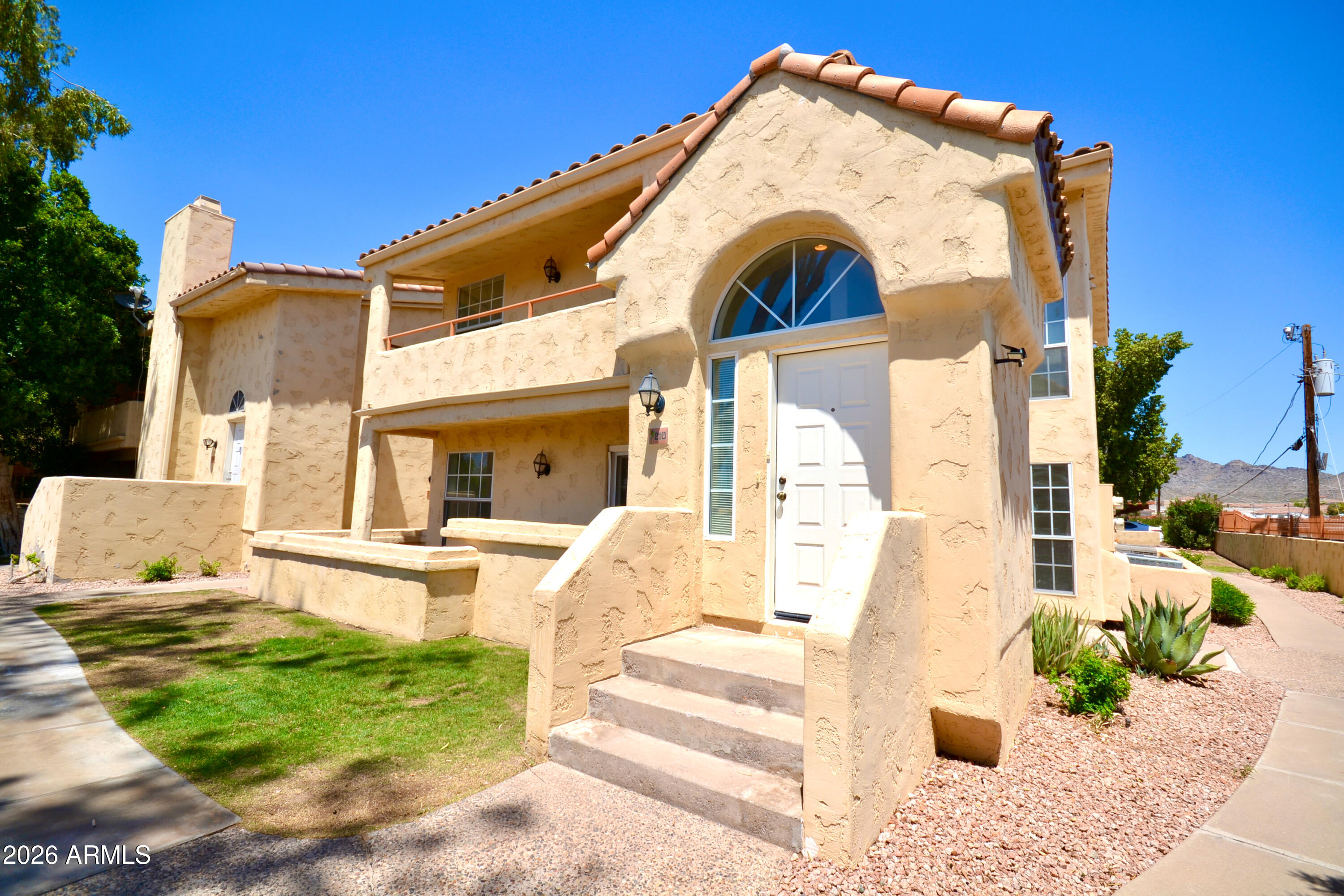 Ventana Condominium - Residential