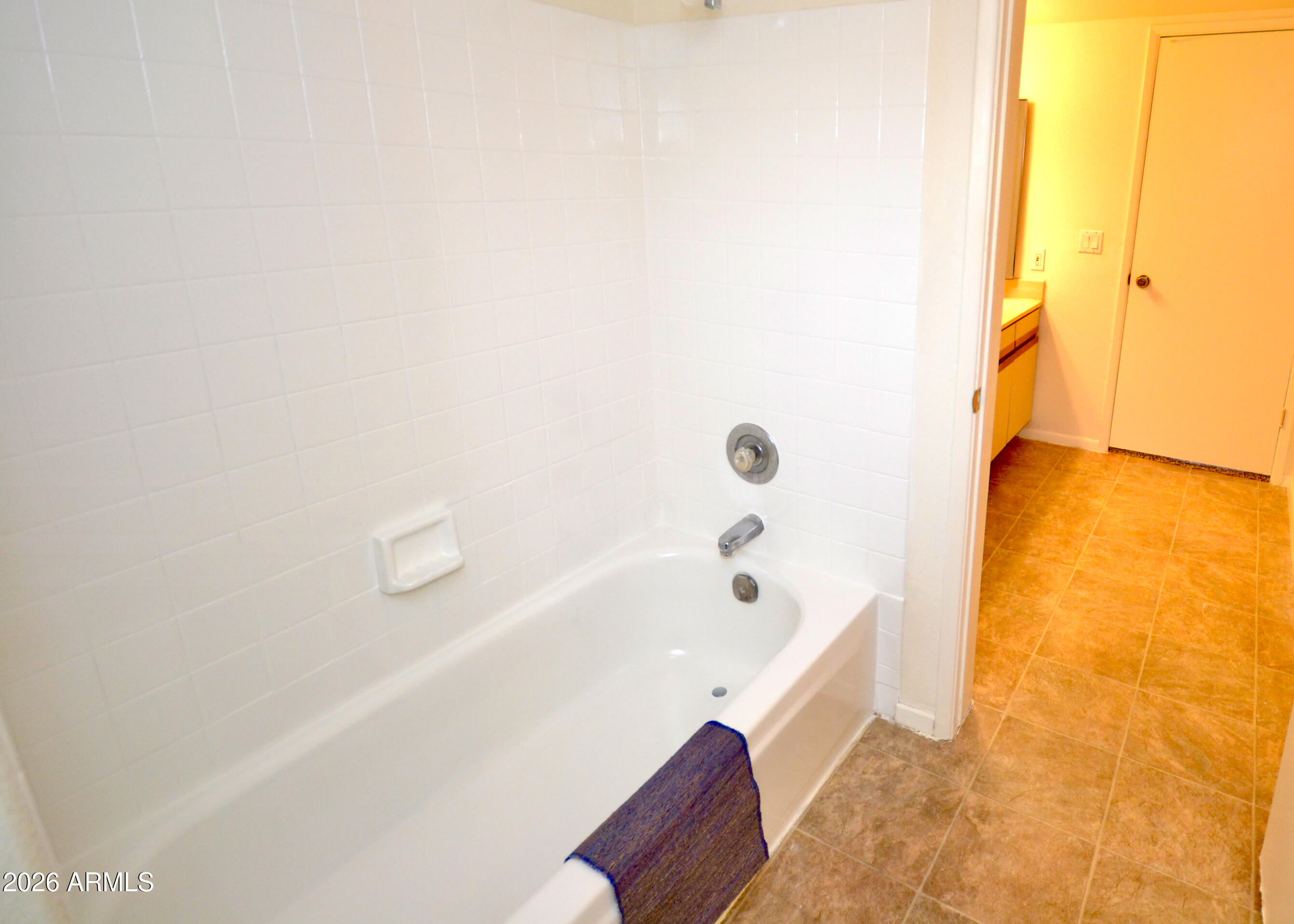 Ventana Condominium - Residential