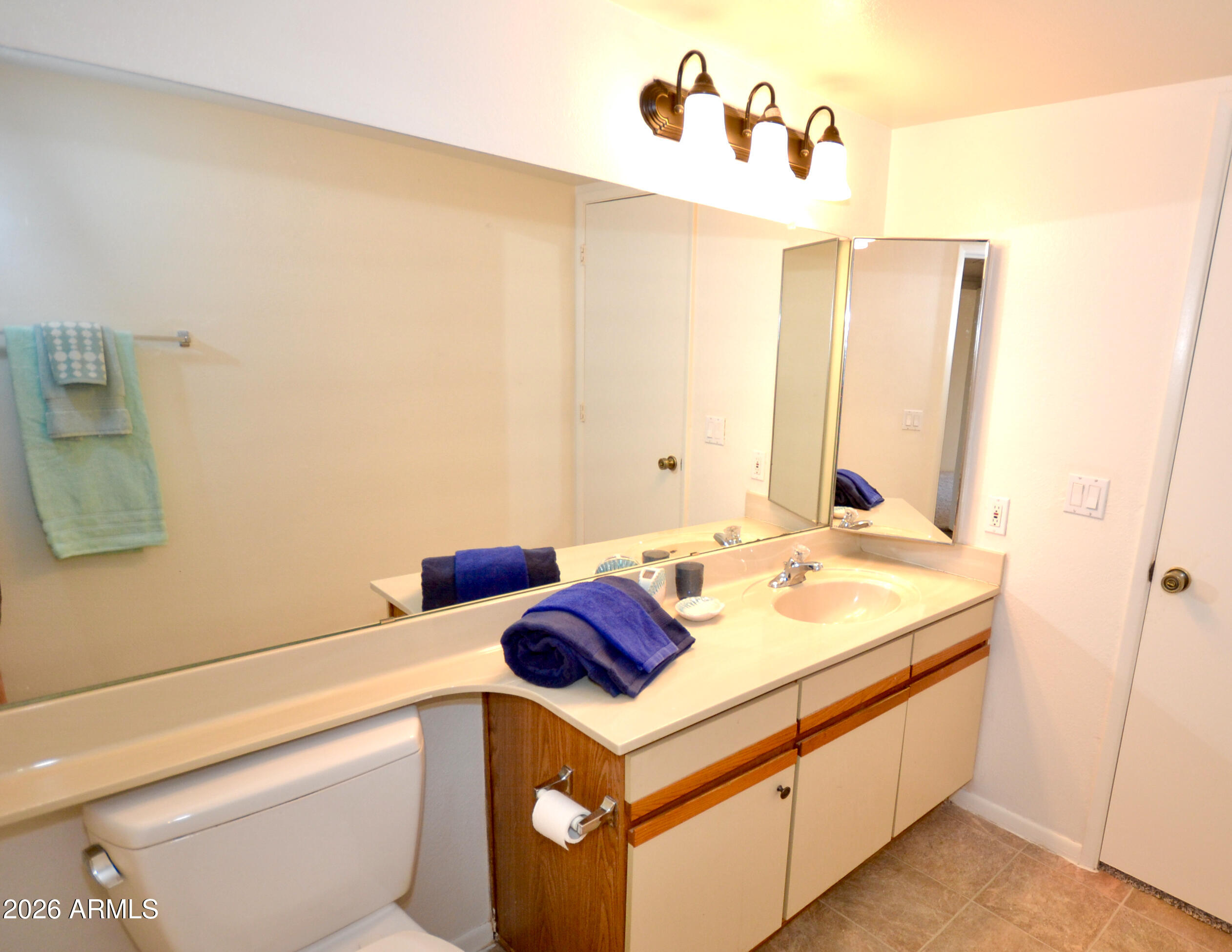 Ventana Condominium - Residential