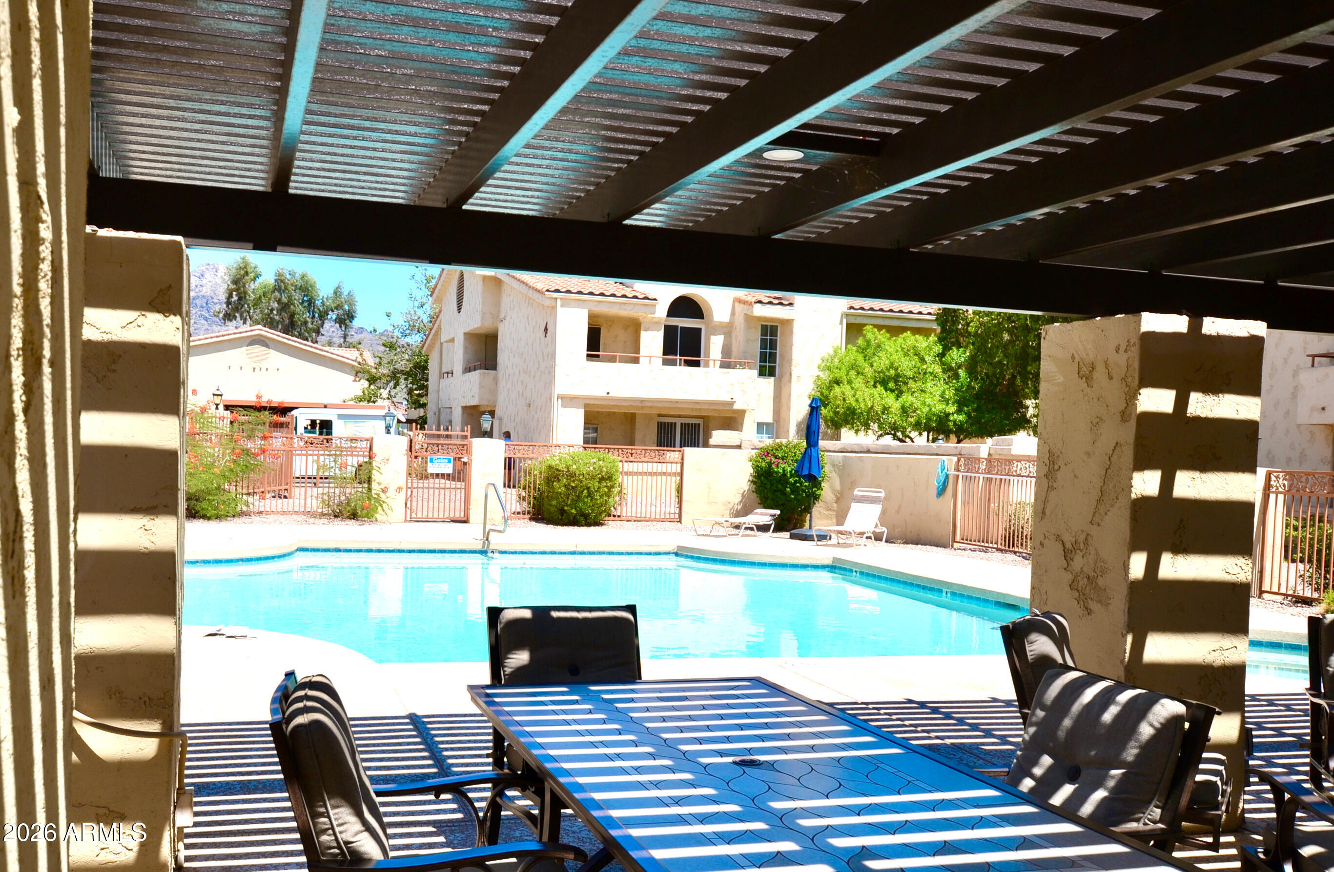 Ventana Condominium - Residential
