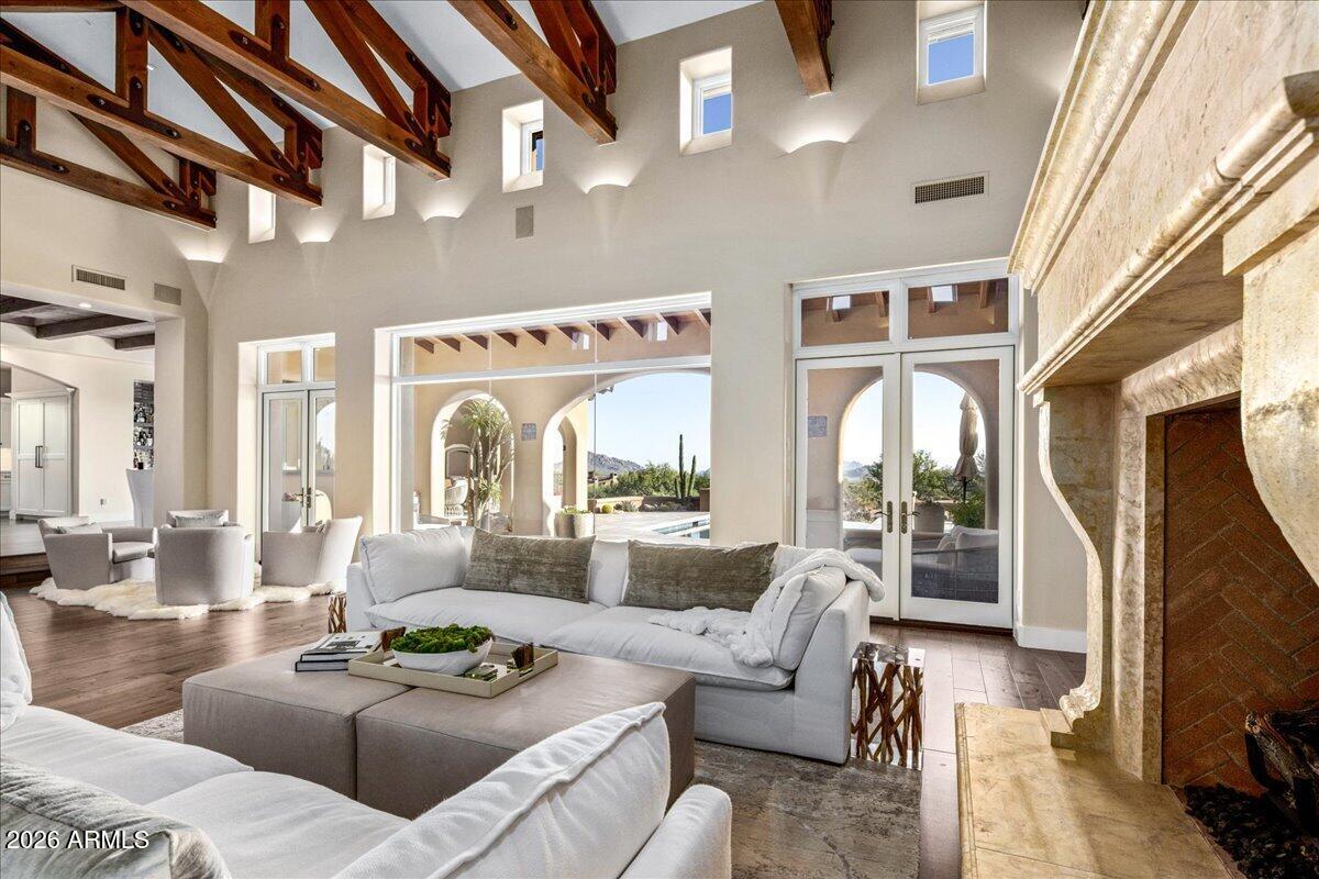 MIRABEL CLUB - Residential