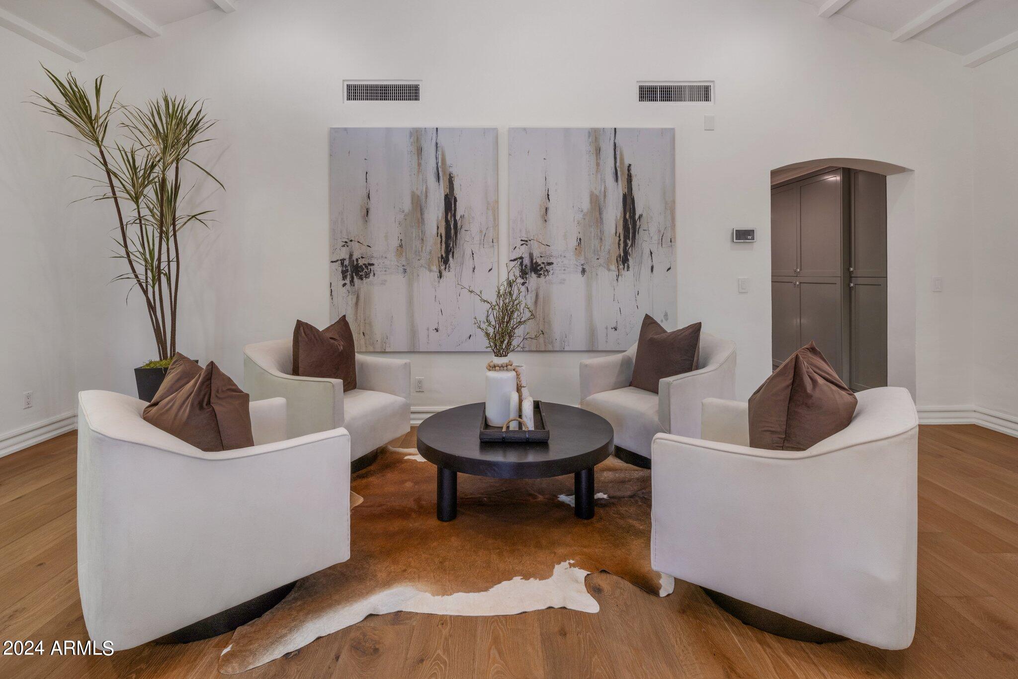 LA MAZA VILLA 2 - Residential