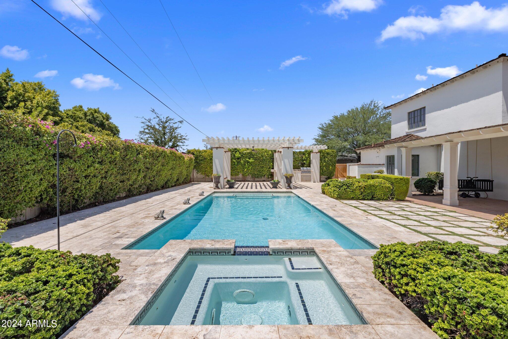 LA MAZA VILLA 2 - Residential