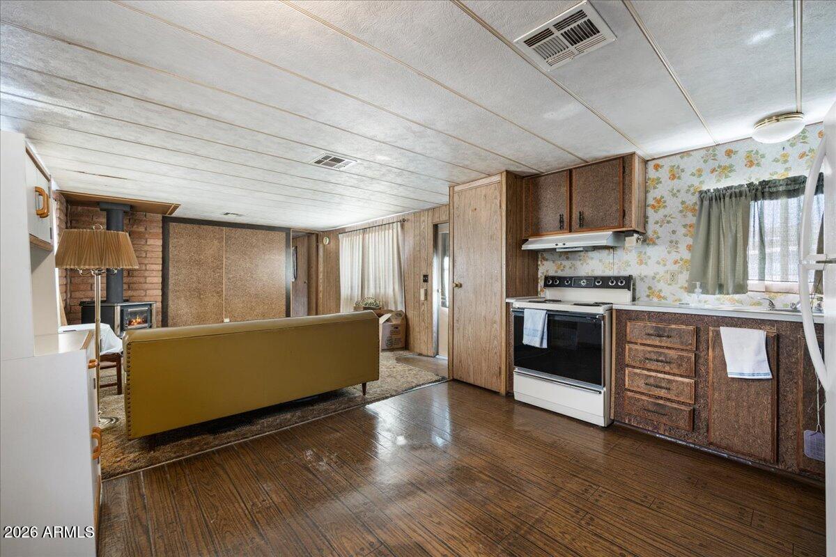 Lazy River Acres - Residential