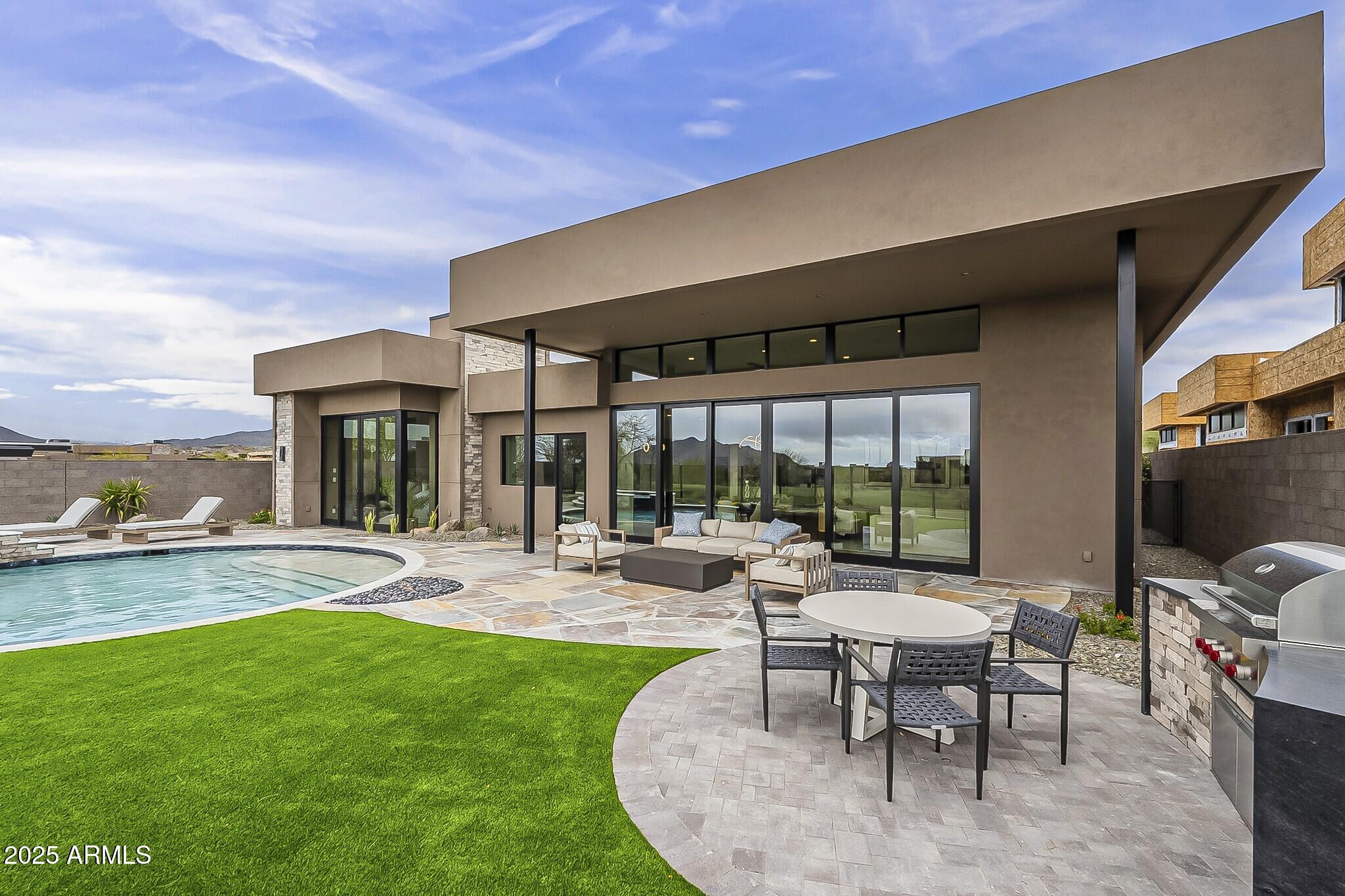DESERT MOUNTAIN - Residential