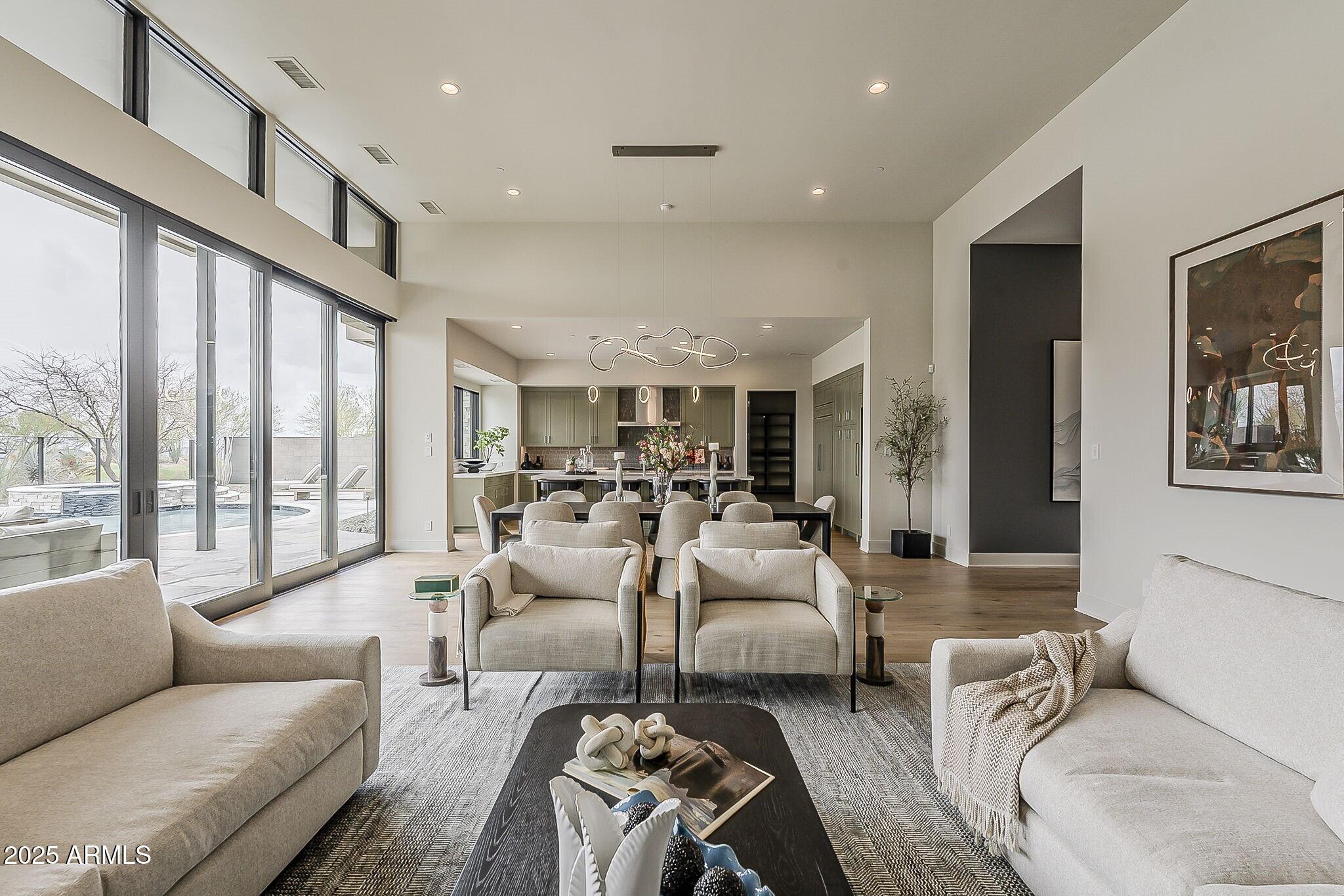 DESERT MOUNTAIN - Residential