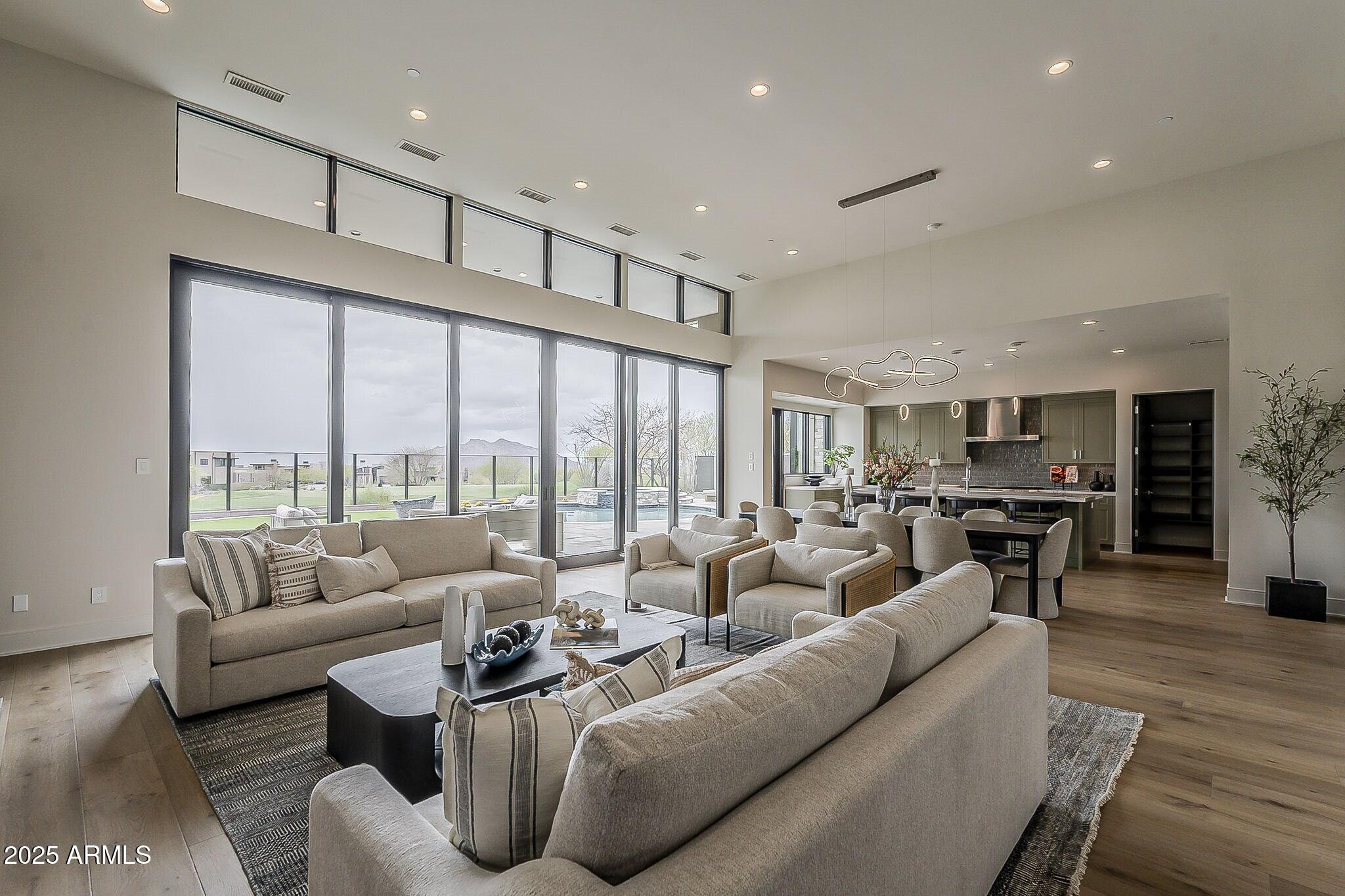 DESERT MOUNTAIN - Residential