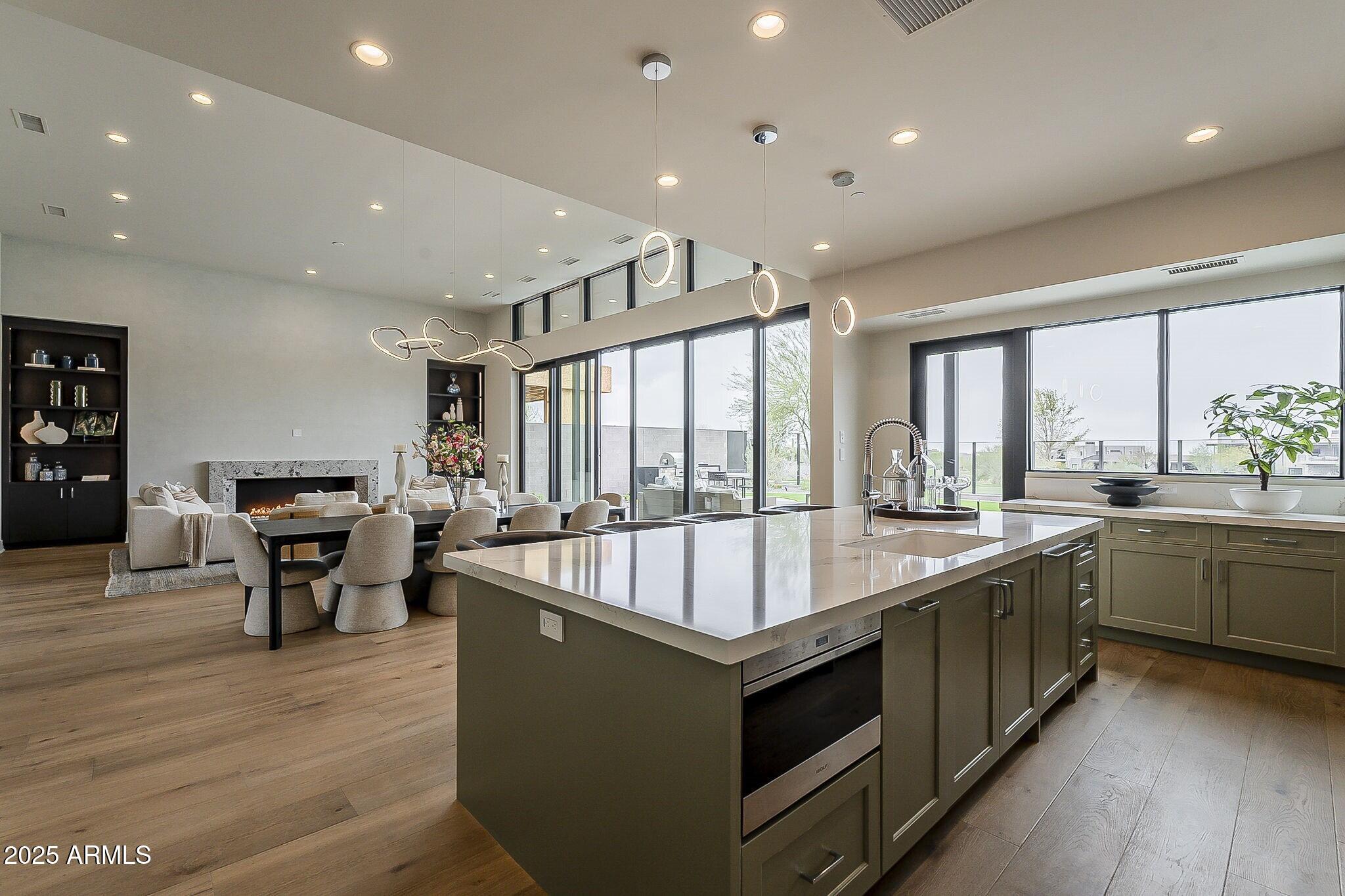 DESERT MOUNTAIN - Residential