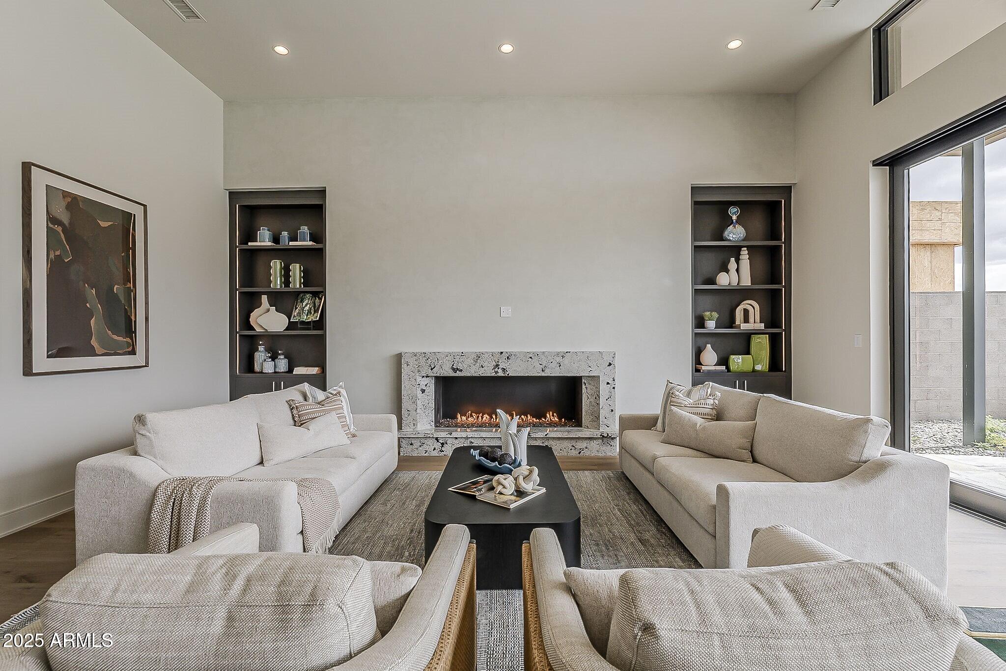 DESERT MOUNTAIN - Residential