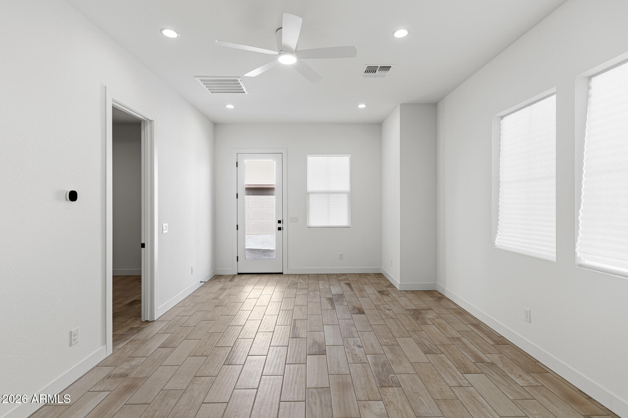 STERLING GROVE - Residential