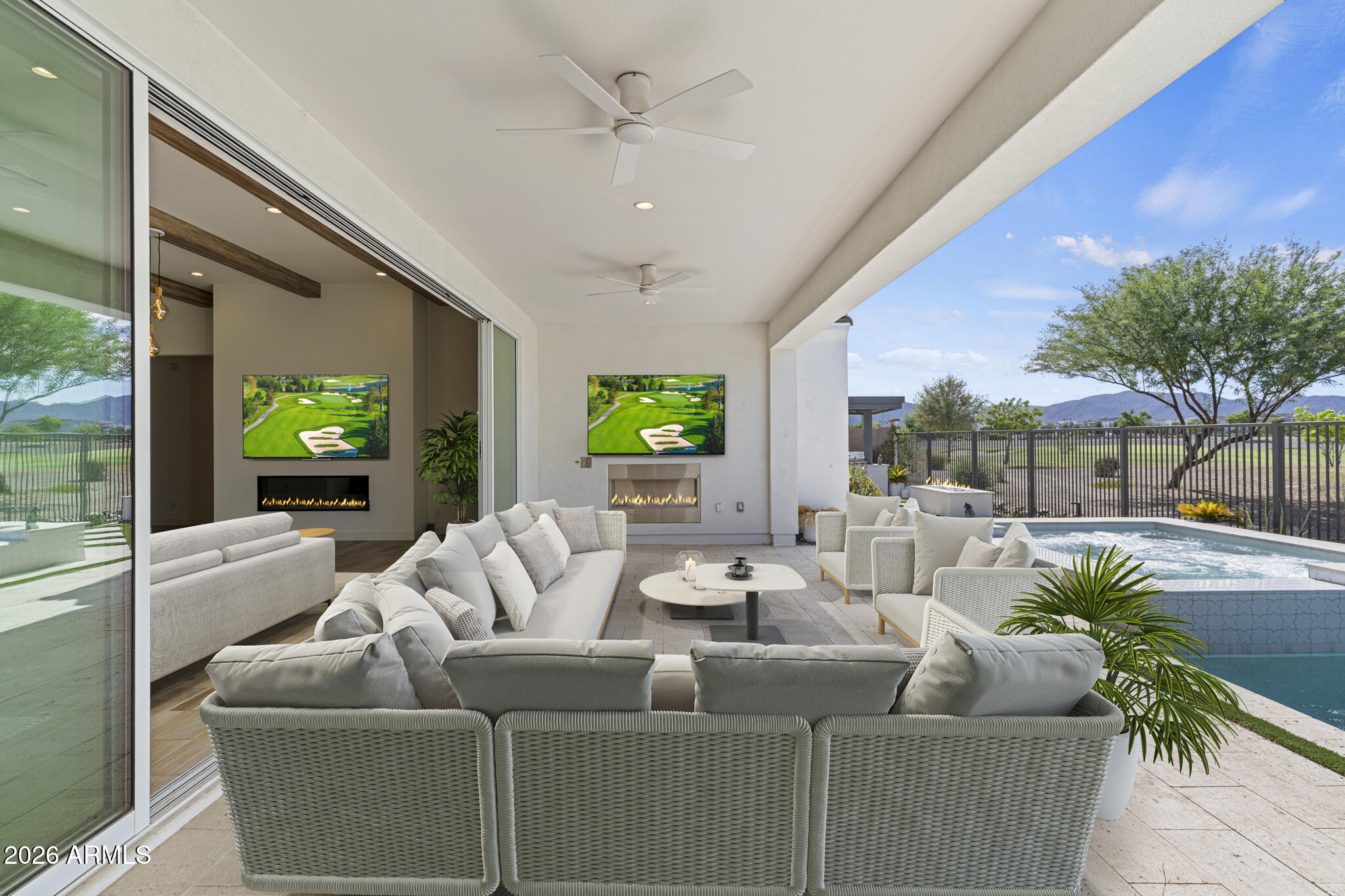 STERLING GROVE - Residential