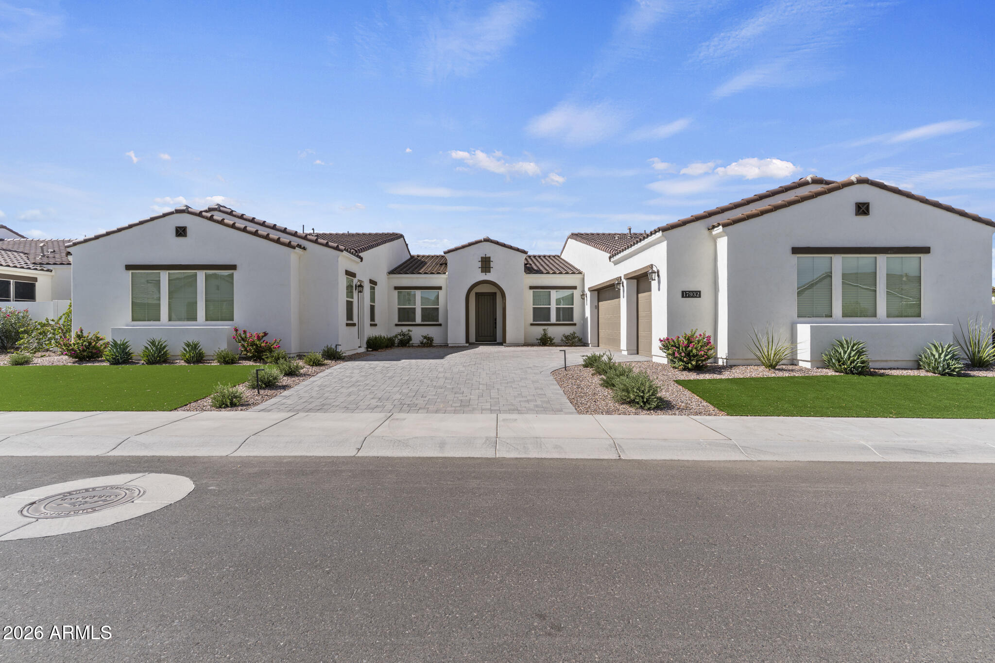 STERLING GROVE - Residential