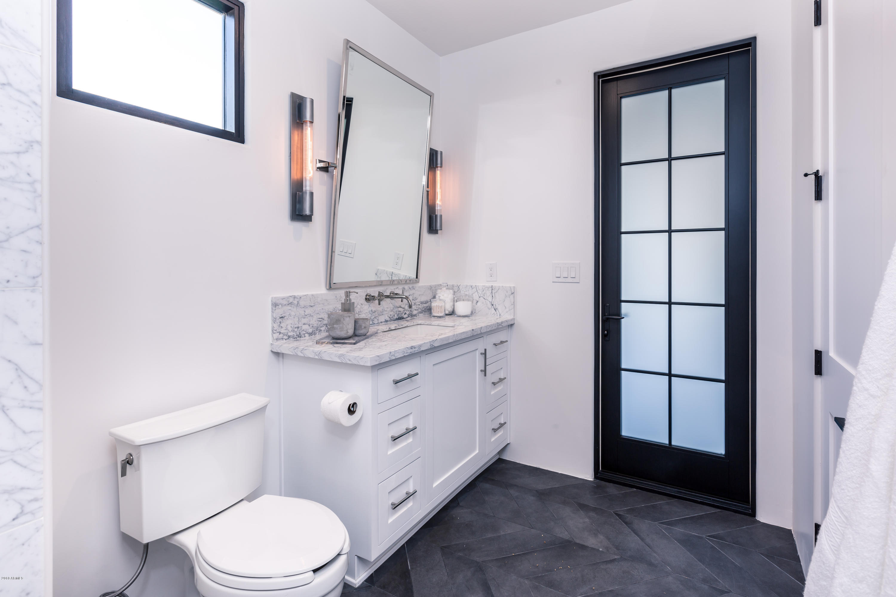 TIERRA MADRE UNIT 2 - Residential