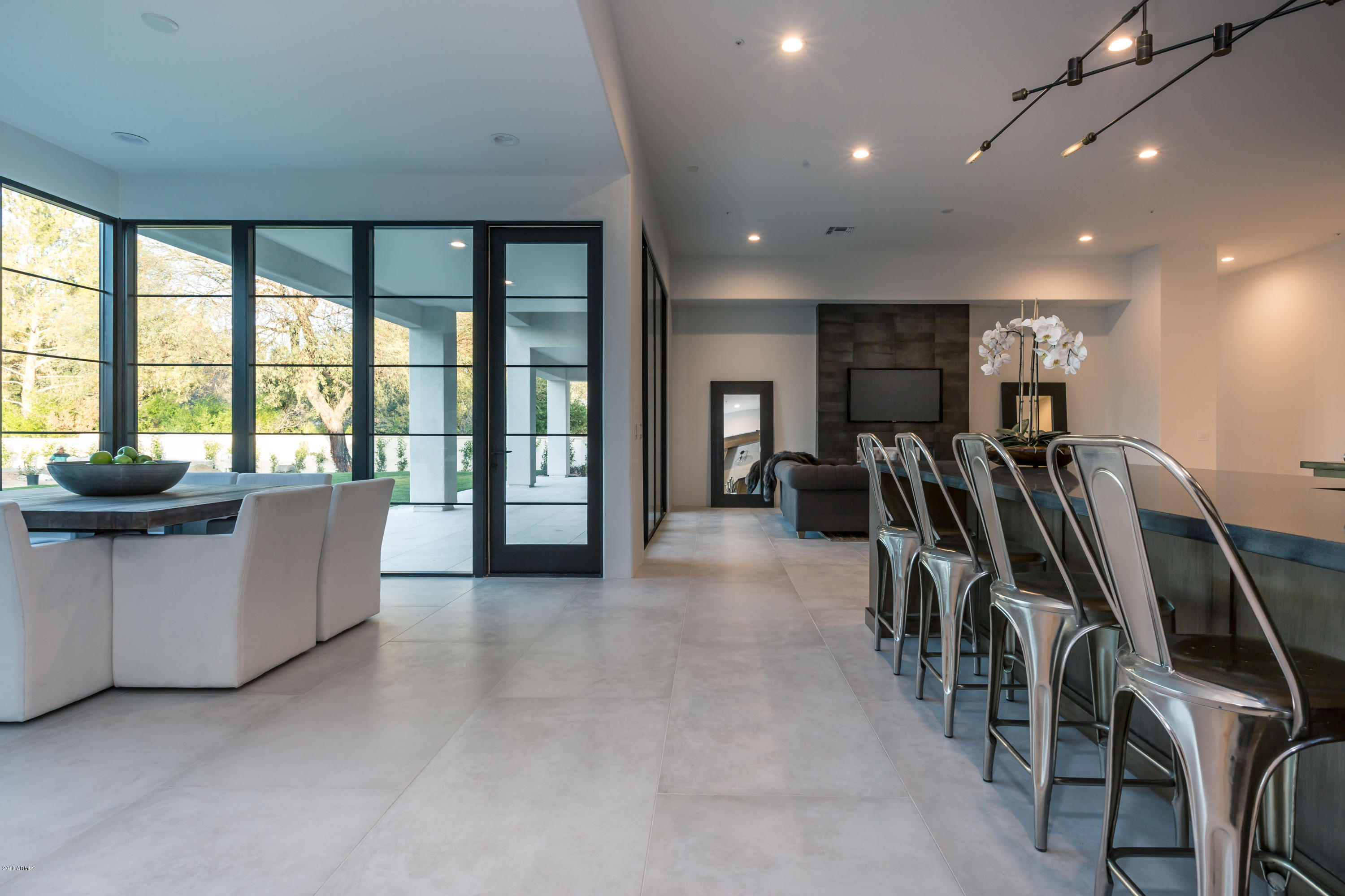 TIERRA MADRE UNIT 2 - Residential
