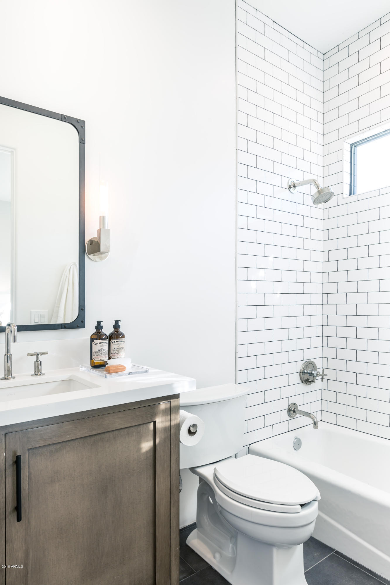TIERRA MADRE UNIT 2 - Residential