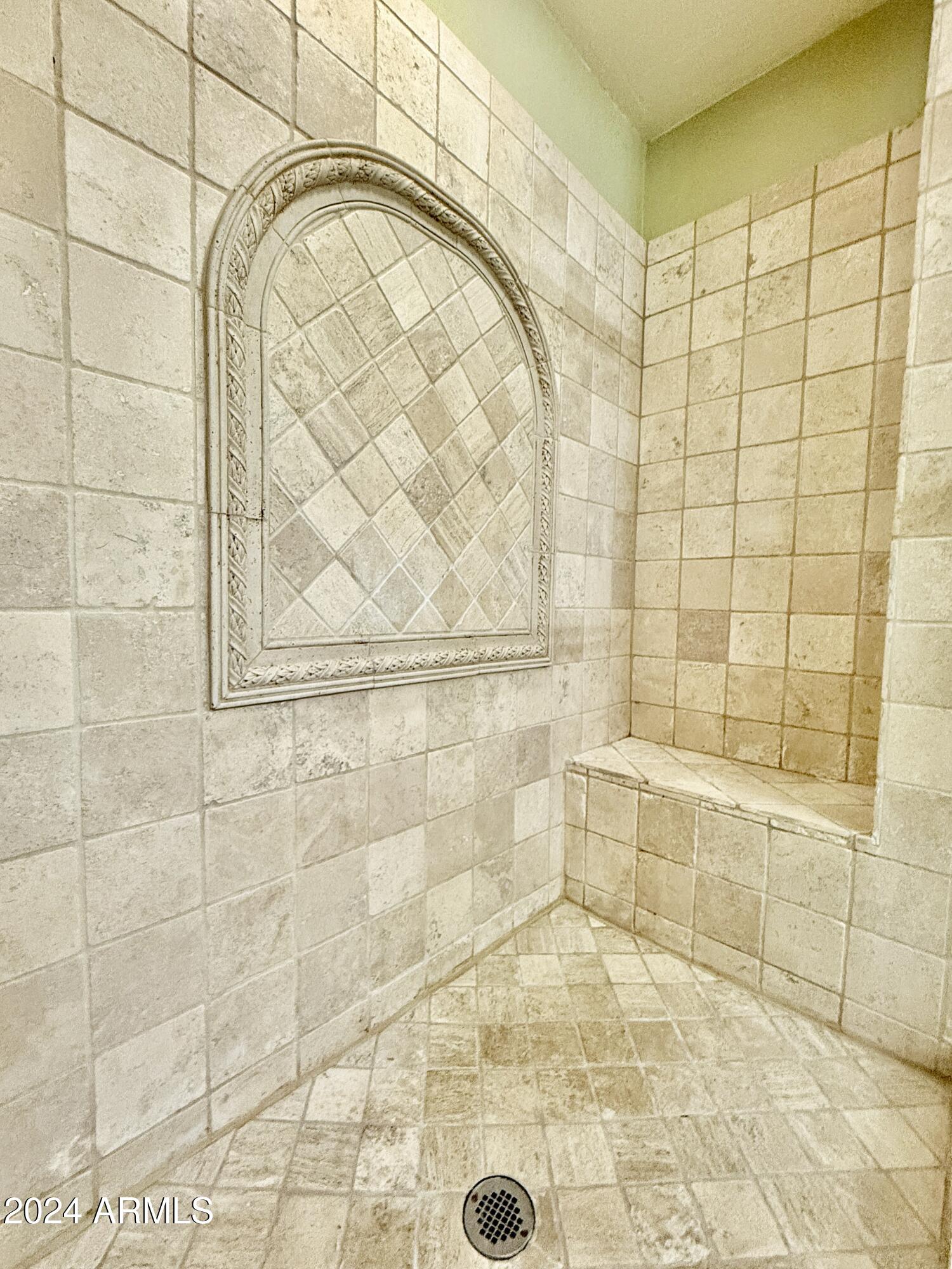 Mission Royale Active Adult - Residential