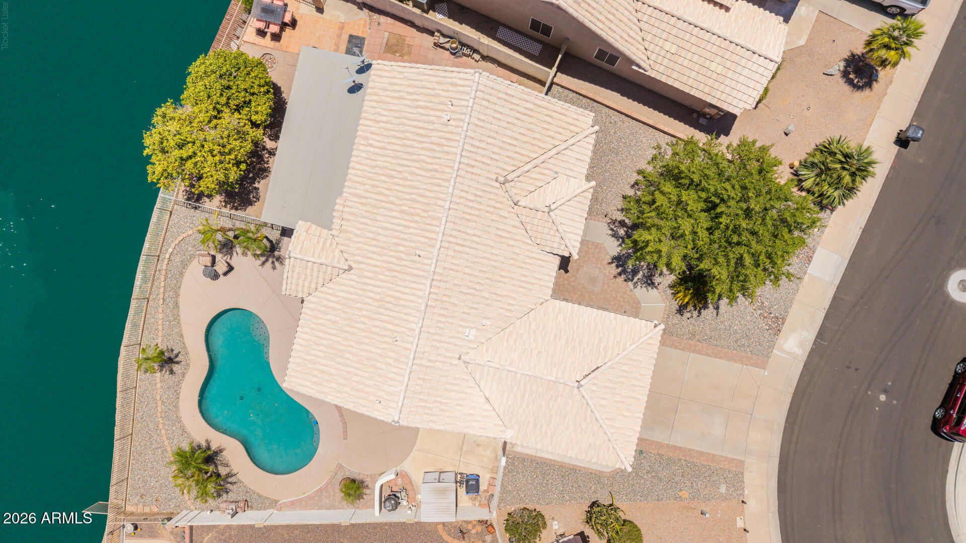 PARCEL 4 OF LAGO ESTANCIA LOT 1-30 TR A-C - Residential
