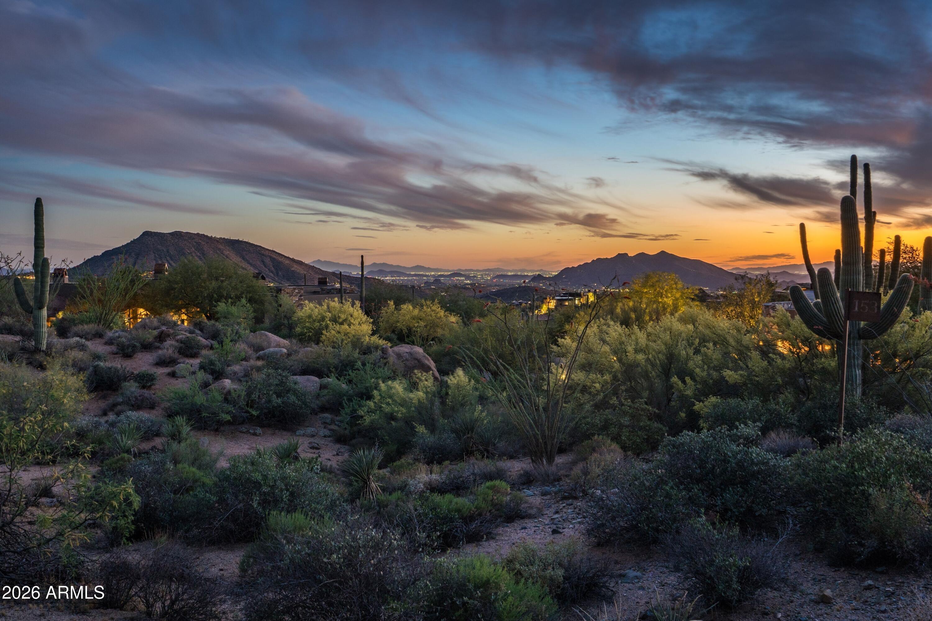 DESERT MOUNTAIN - Land