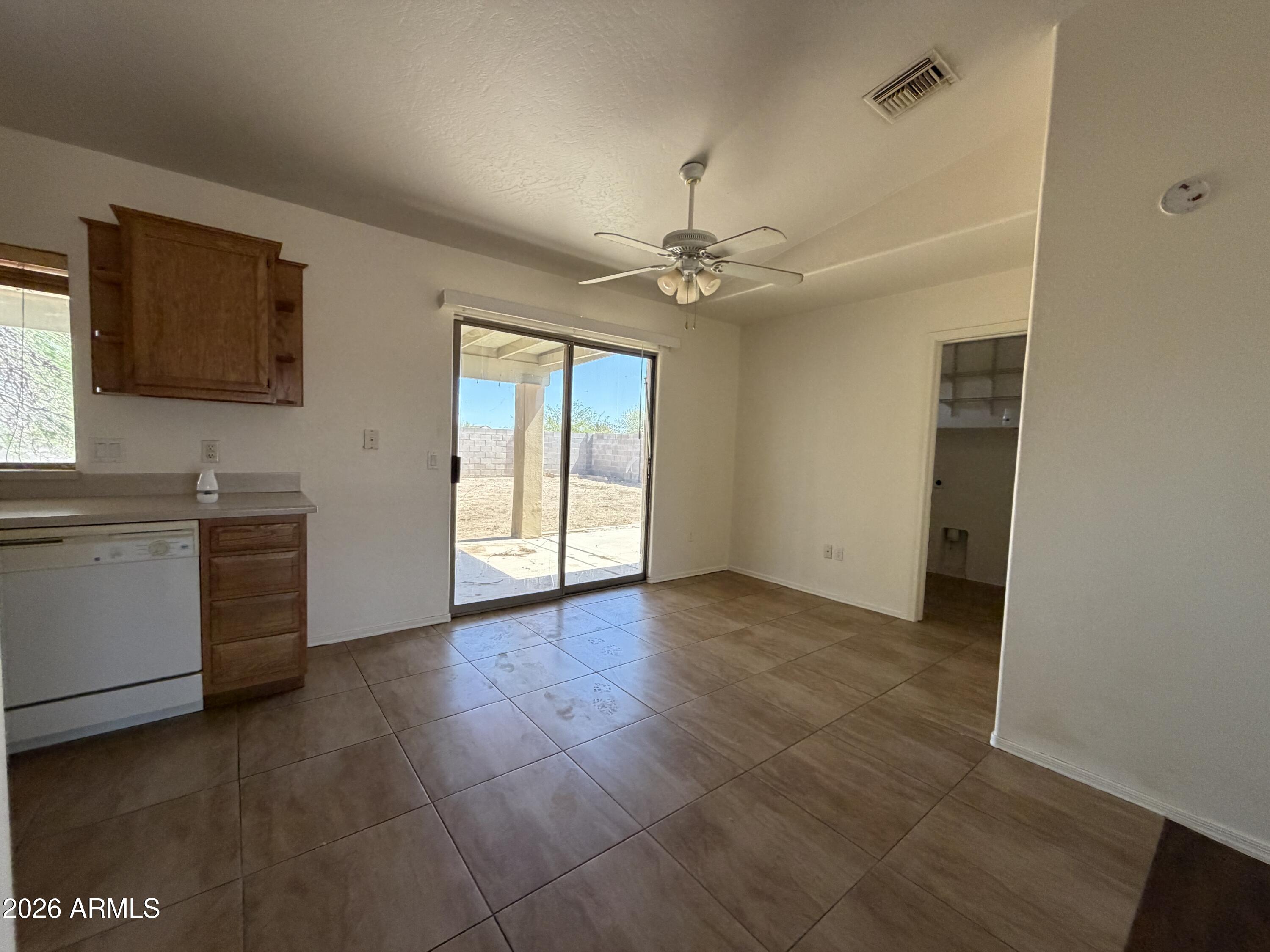 ARIZONA CITY UNIT FIFTEEN - Residential