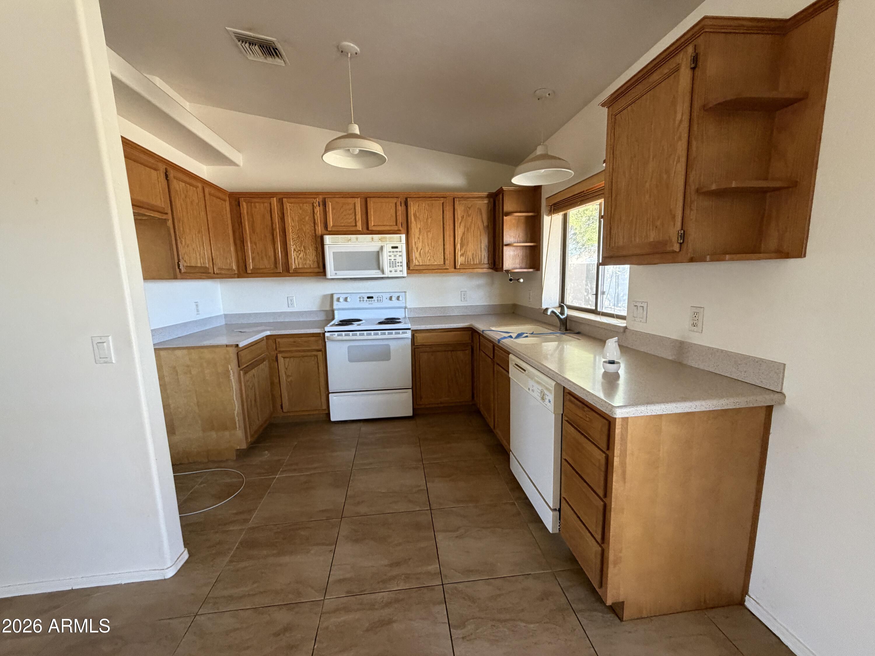 ARIZONA CITY UNIT FIFTEEN - Residential