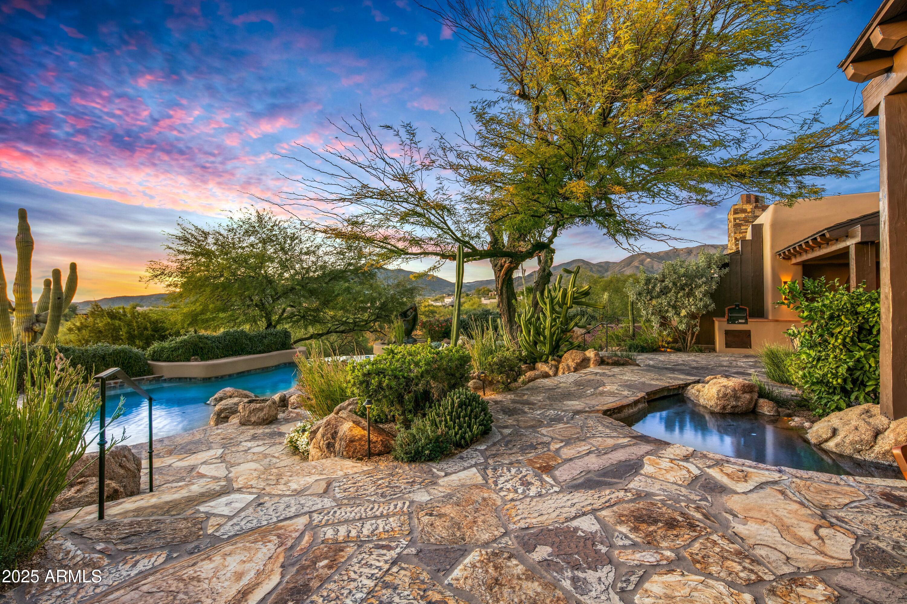 DESERT MOUNTAIN - Residential