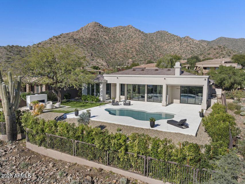 SCOTTSDALE MOUNTAIN - Residential