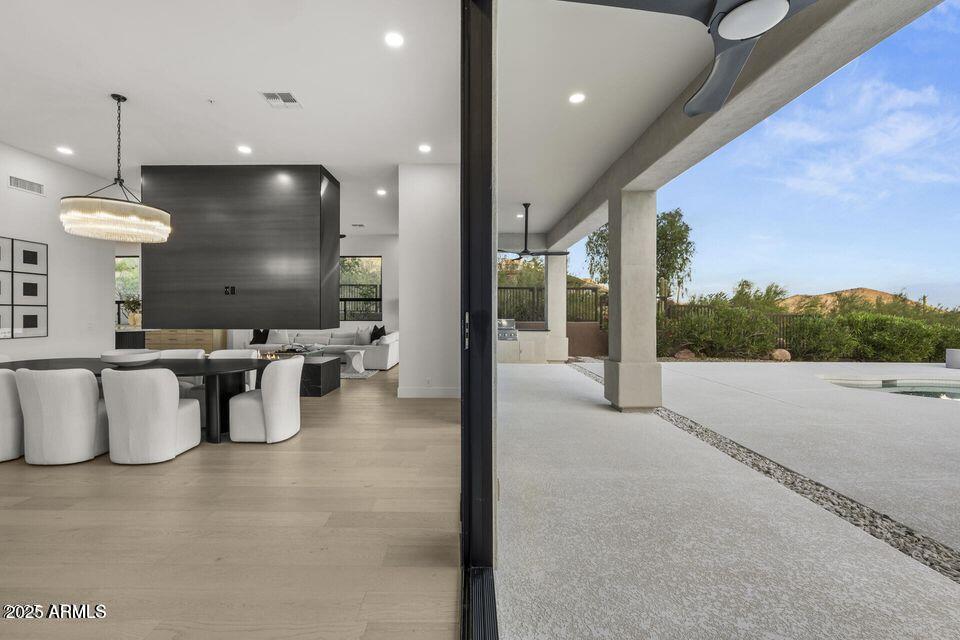 SCOTTSDALE MOUNTAIN - Residential