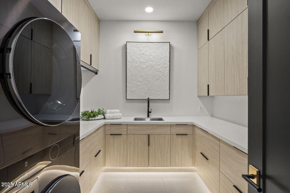 SCOTTSDALE MOUNTAIN - Residential