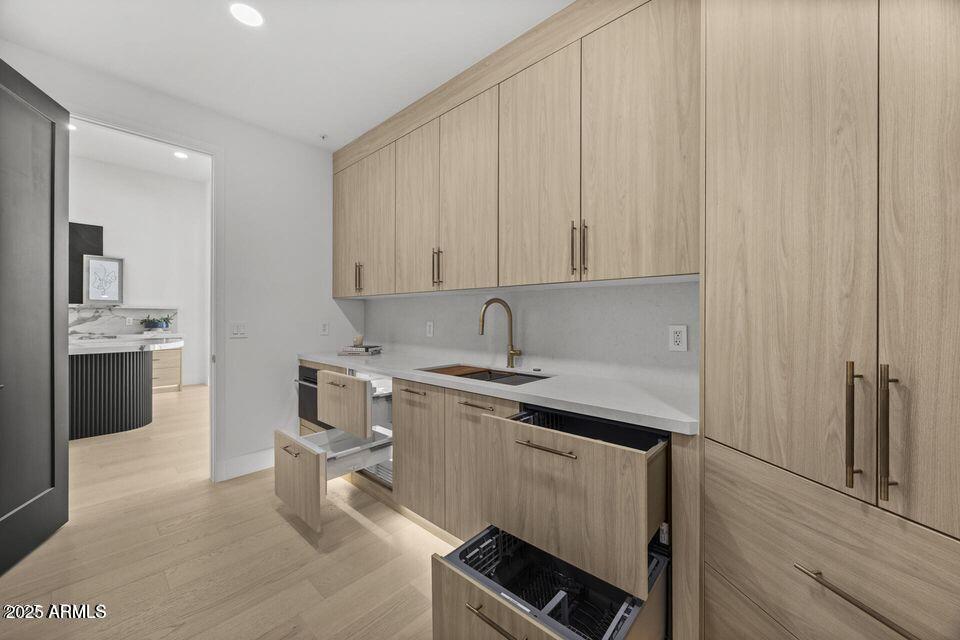 SCOTTSDALE MOUNTAIN - Residential