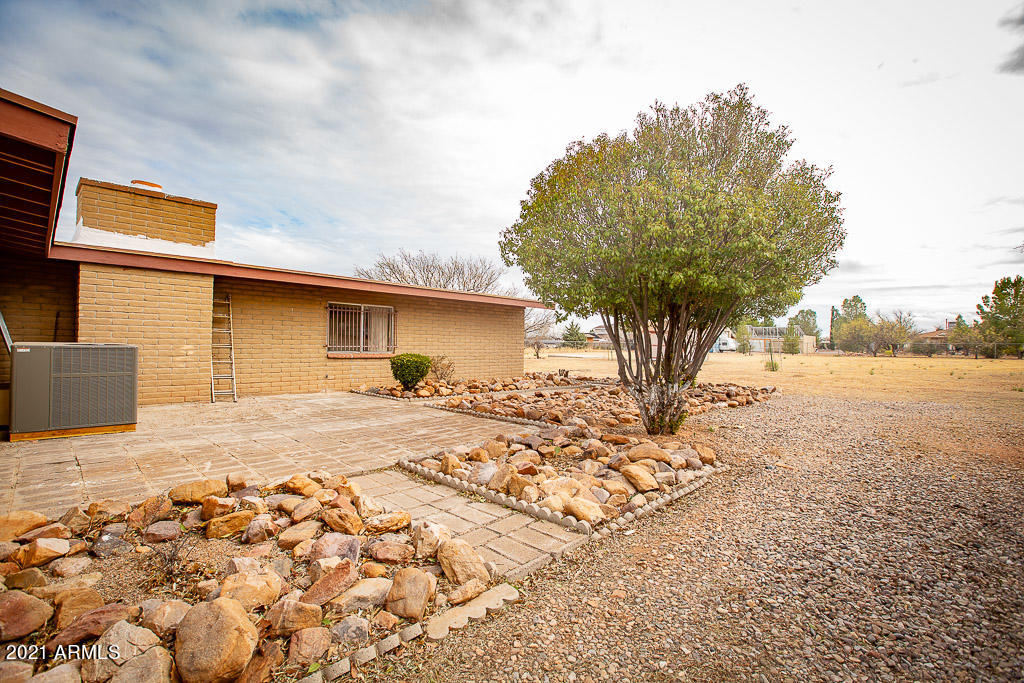 HUACHUCA MOUNTAIN VILLAGE UNIT A - Residential