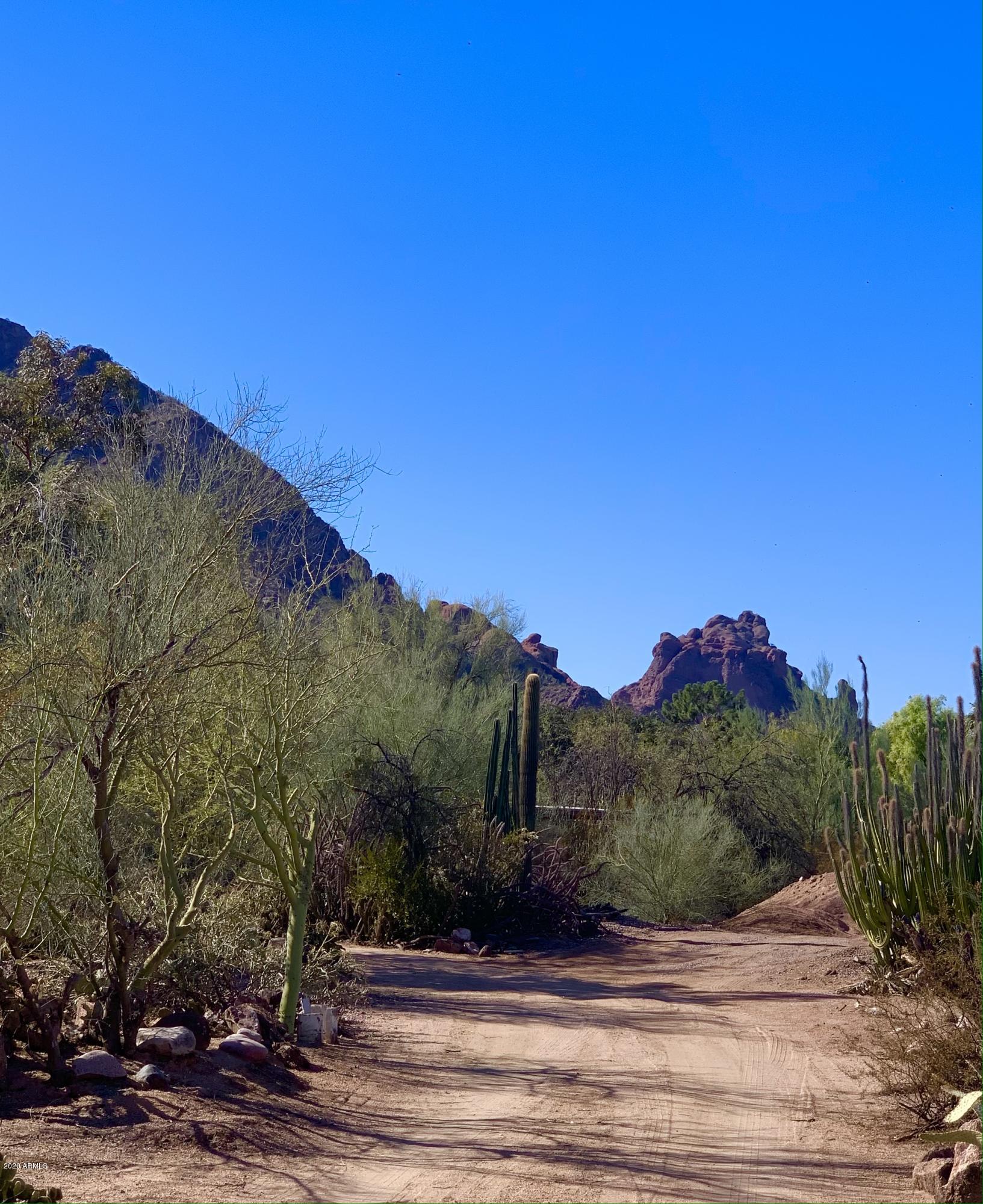 JOKAKE CAMELBACK PROPERTIES TRACT A - Land