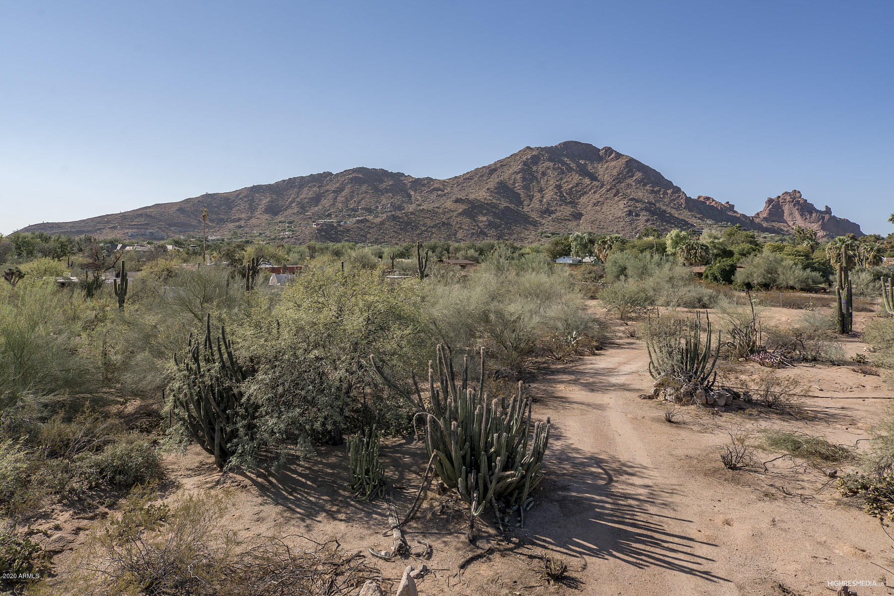 JOKAKE CAMELBACK PROPERTIES TRACT A - Land