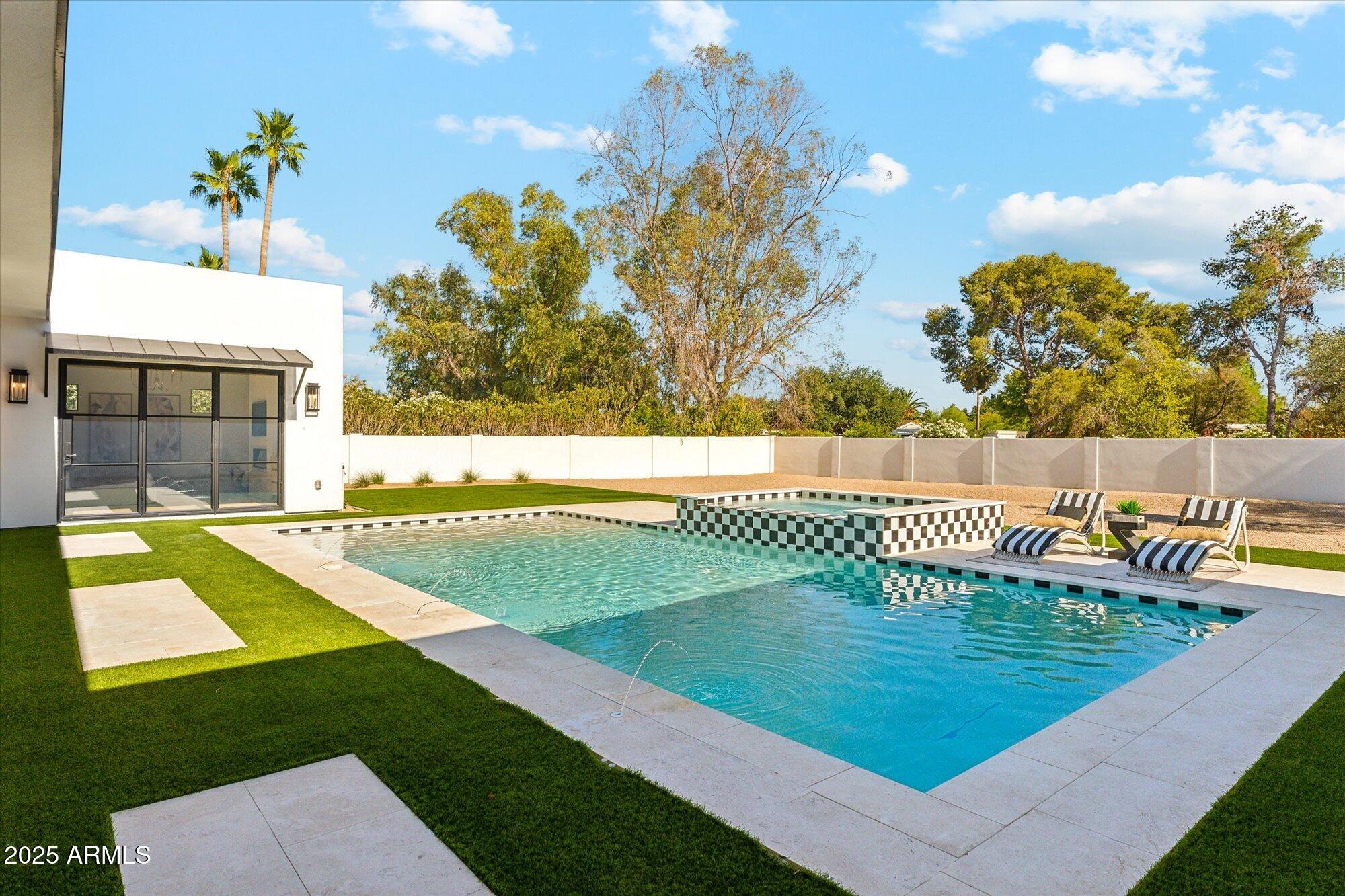 DESERT ESTATES UNIT 14 - Residential