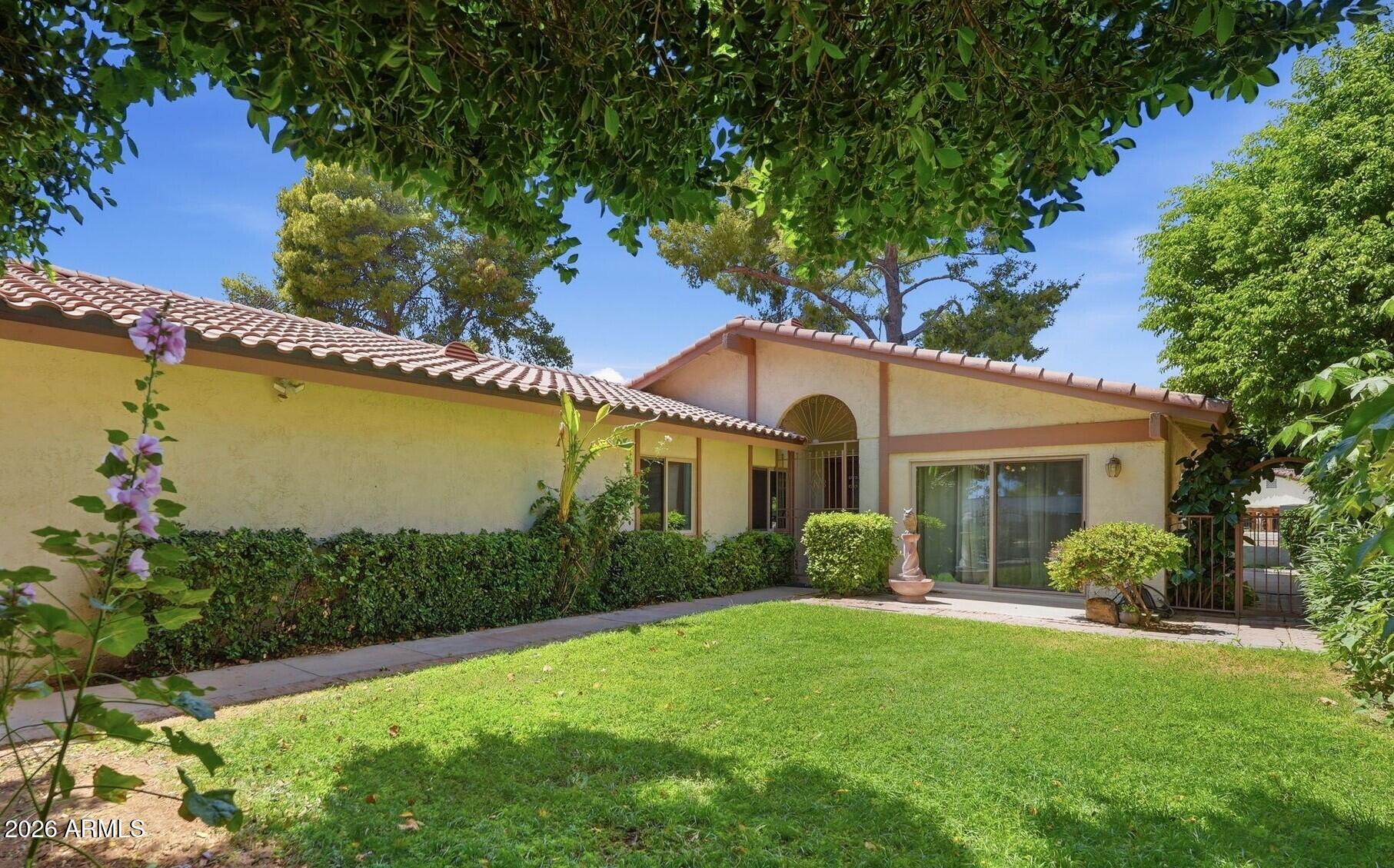 LAKES TRACT R1 - Residential