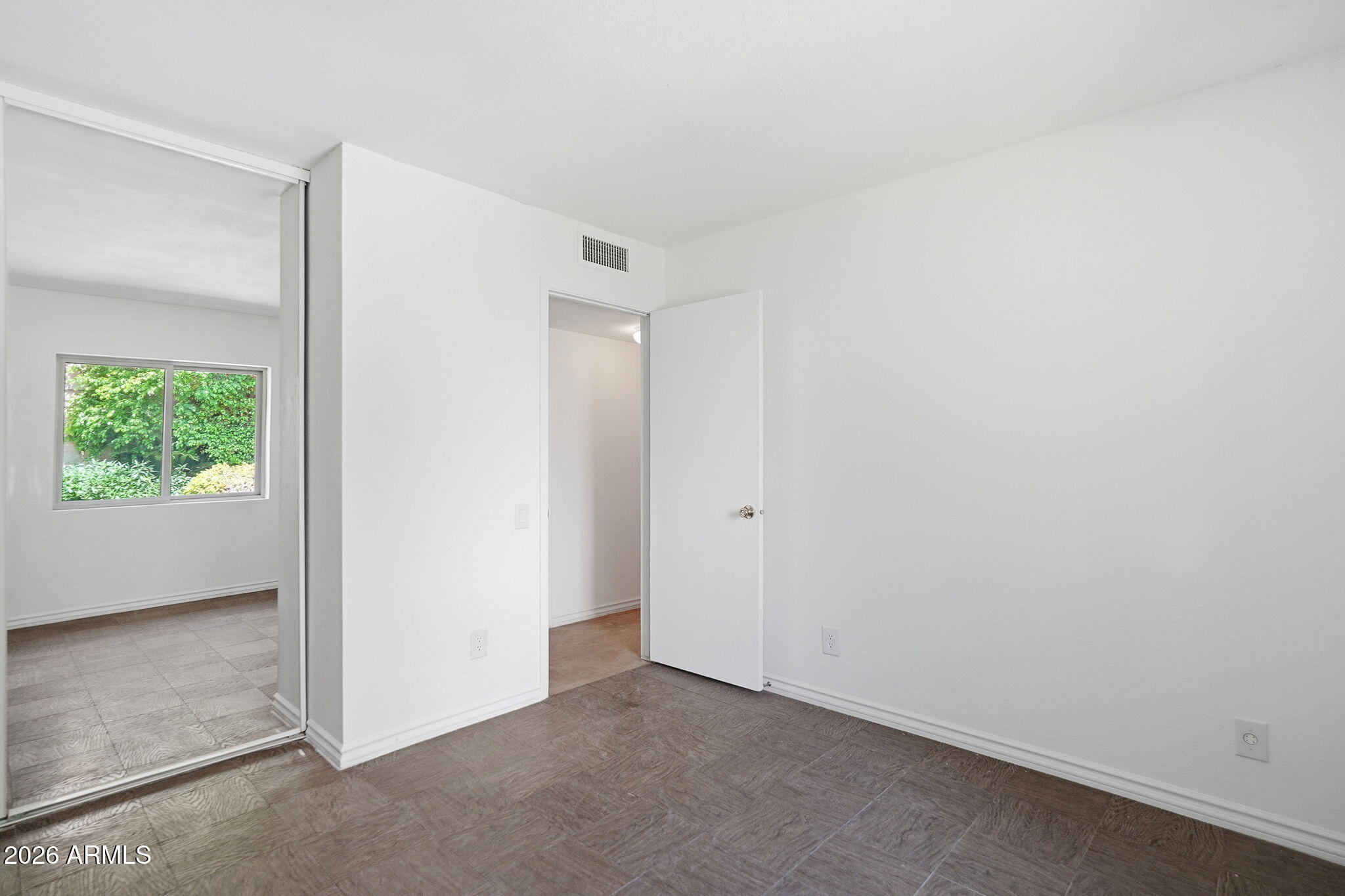 LAKES TRACT R1 - Residential