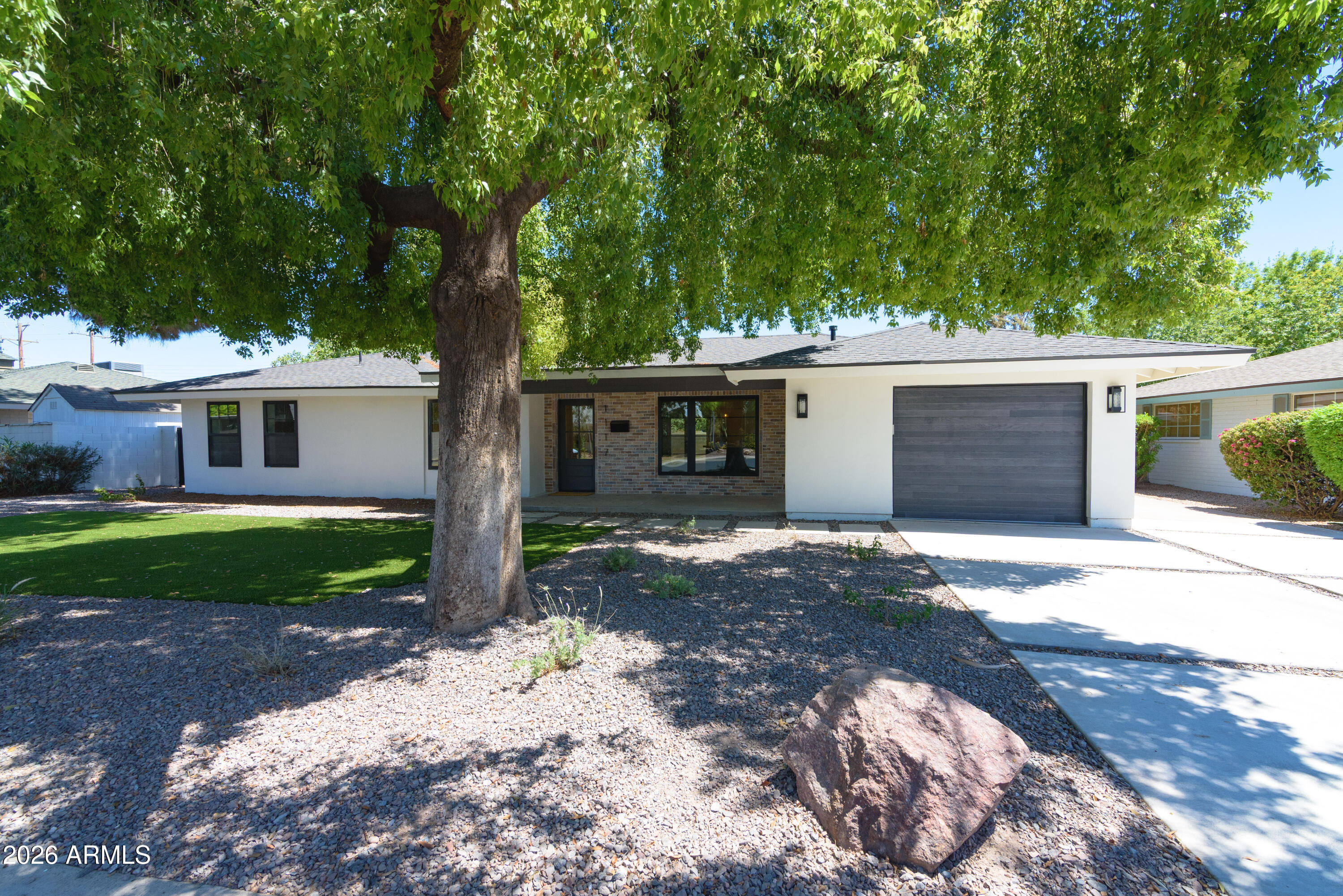 CHRIS GILGIANS CAMELBACK VILLAGE UNIT 2 - Residential