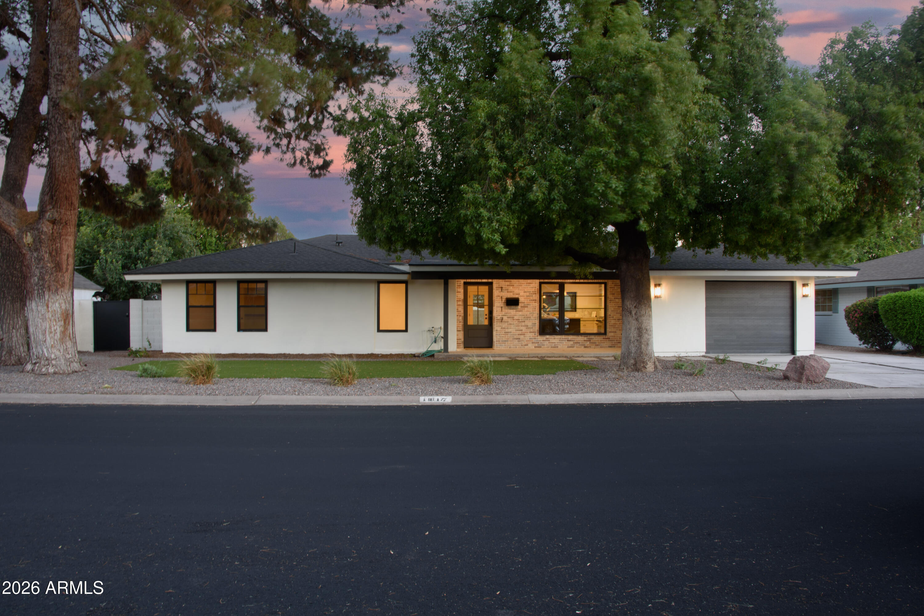 CHRIS GILGIANS CAMELBACK VILLAGE UNIT 2 - Residential