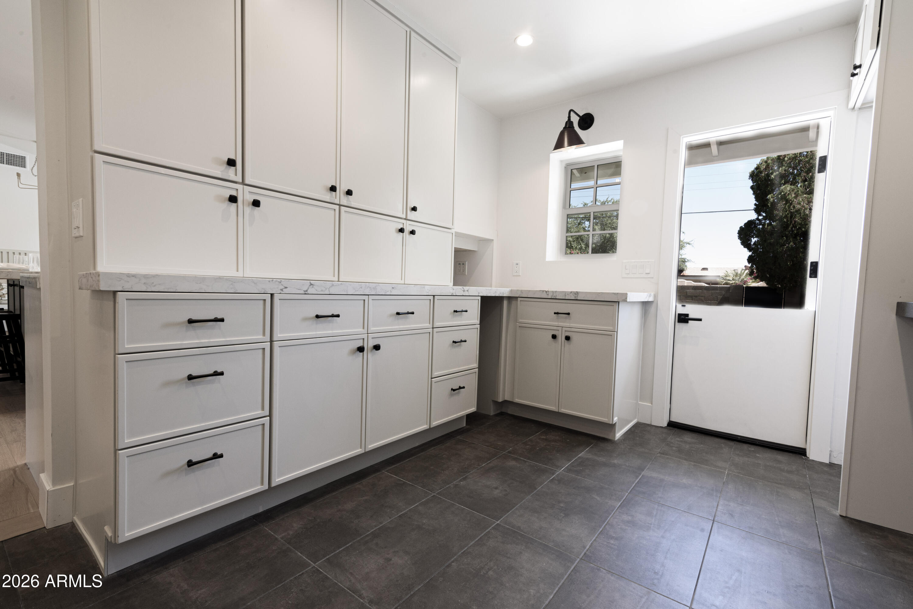 CHRIS GILGIANS CAMELBACK VILLAGE UNIT 2 - Residential