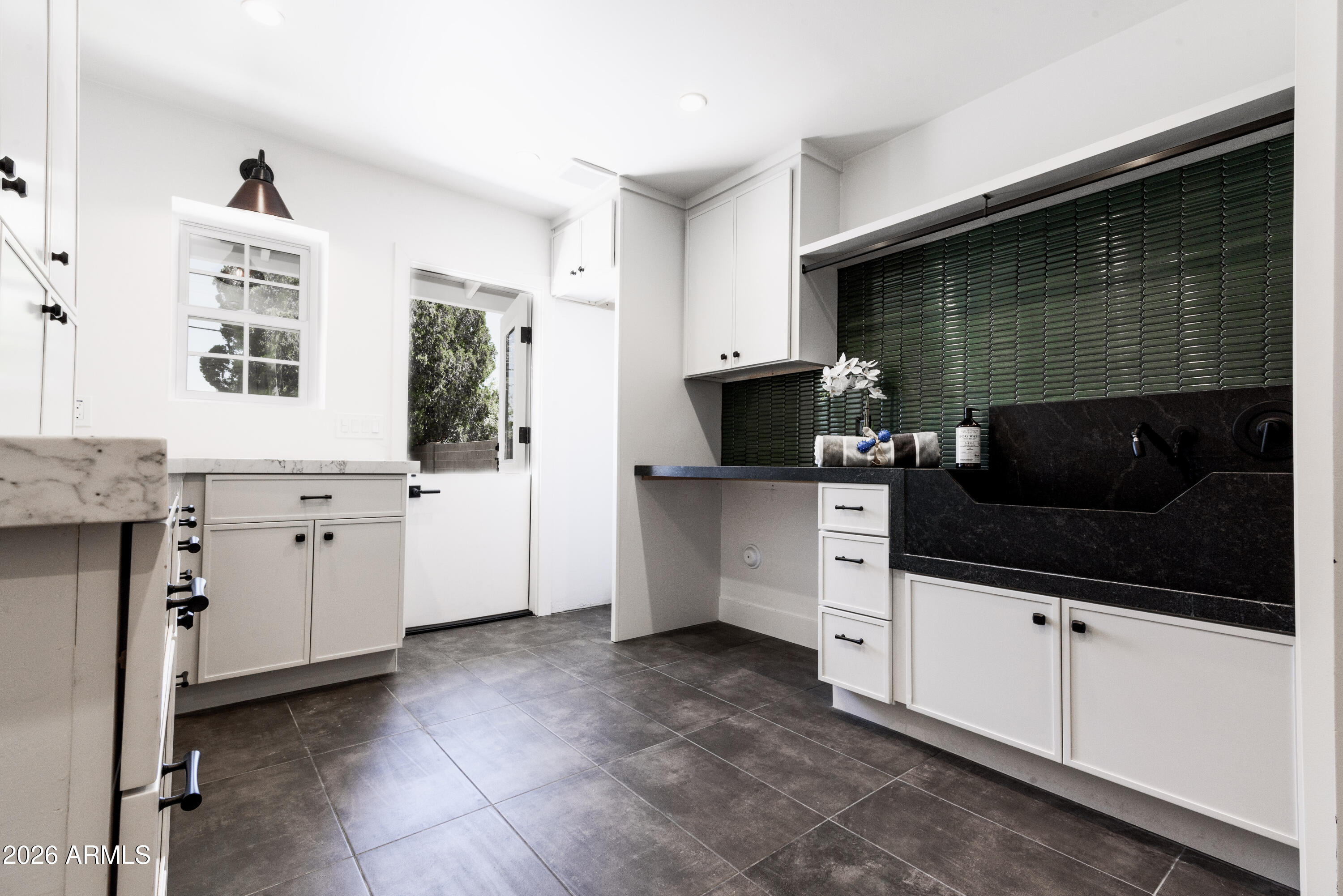 CHRIS GILGIANS CAMELBACK VILLAGE UNIT 2 - Residential